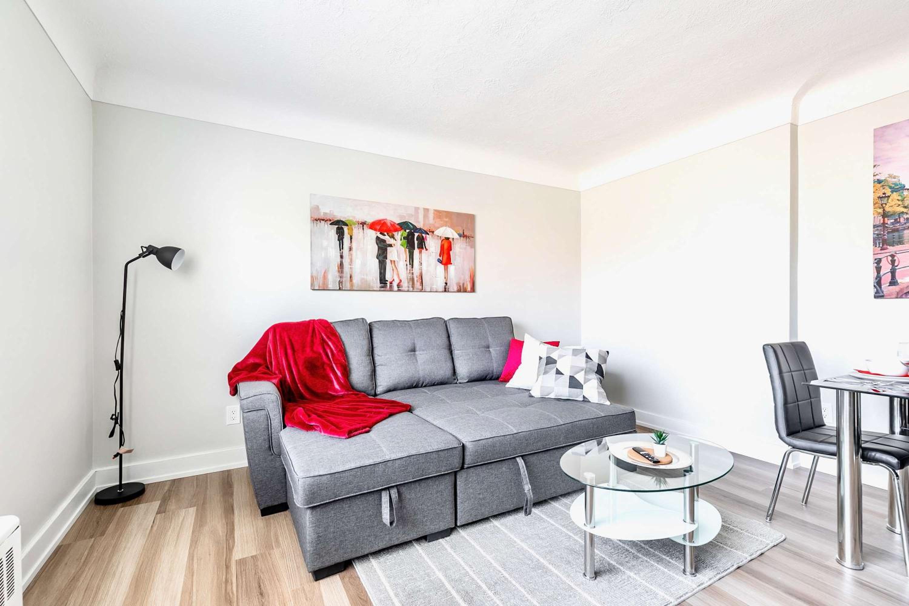 Central Corktown Apartment for City Explorers