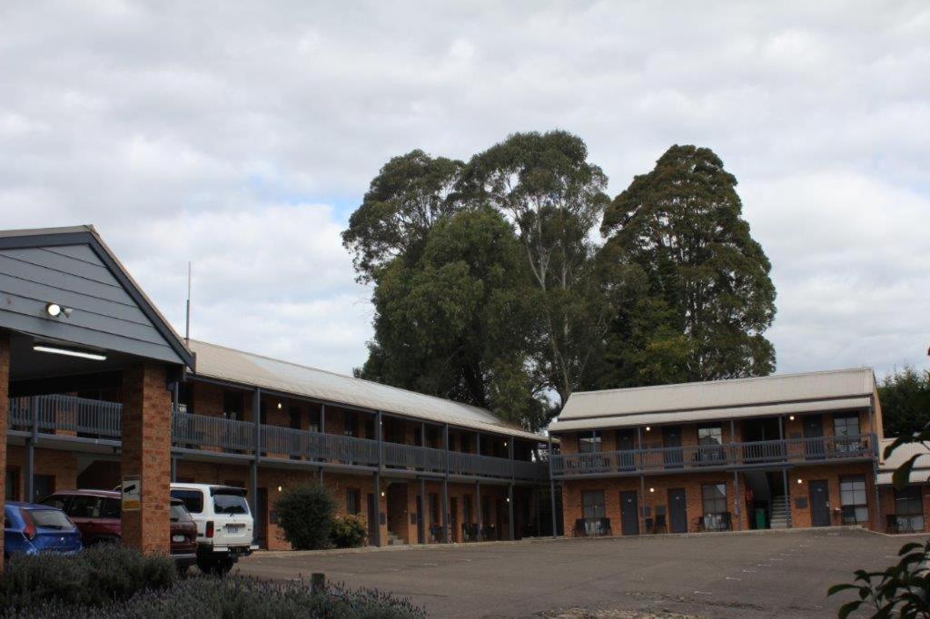 Bega Downs Motor Inn