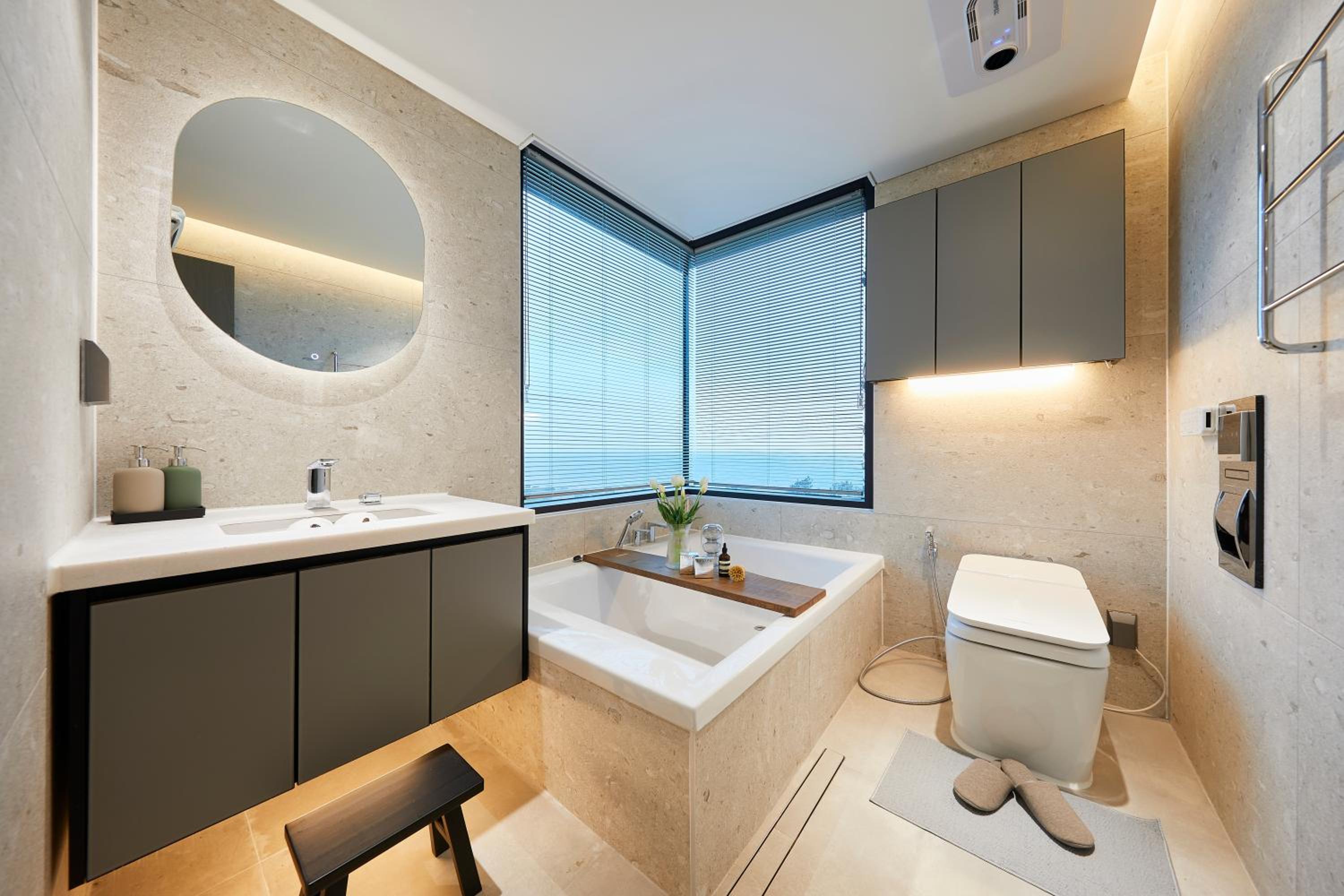 Dolphin Penthouse