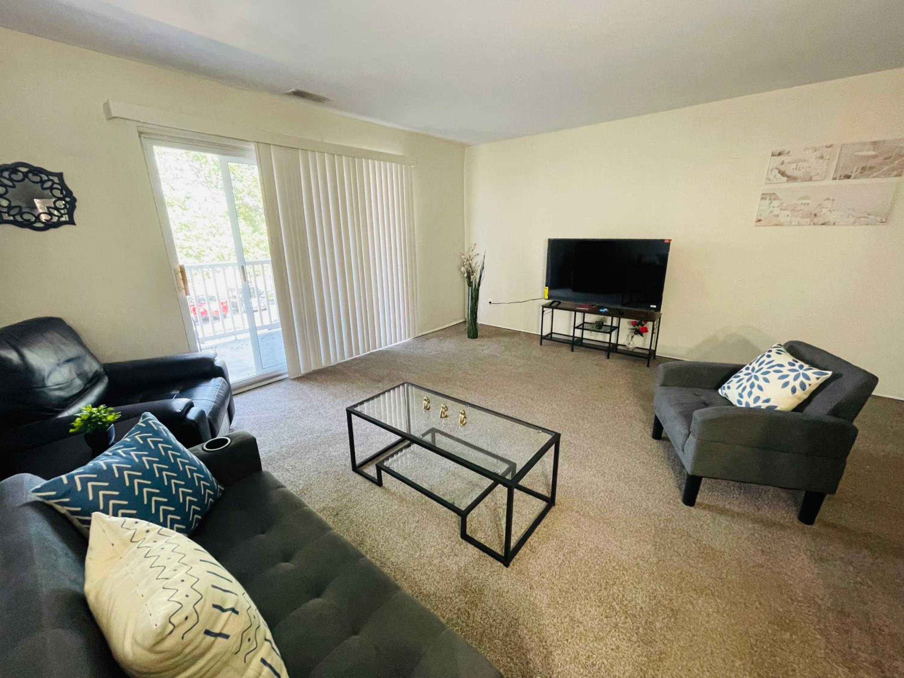 Charming 2br 2b In Elkins Park, Free Parking view 4