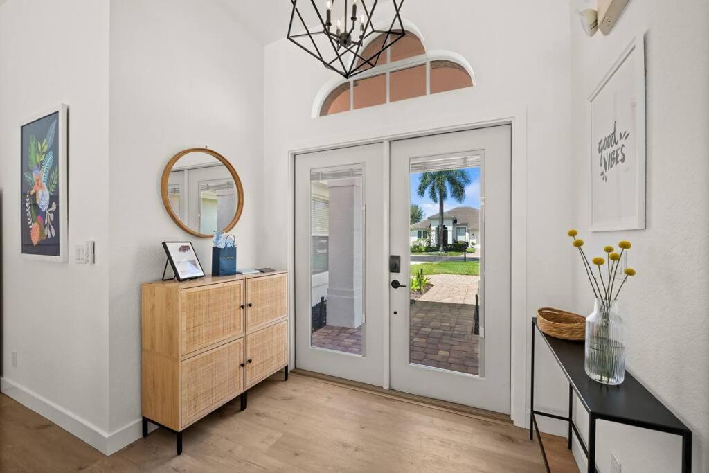 Tranquil Beachy Boho Pool home, 5mi beach, 4 Bedroom 3 Bath view 3