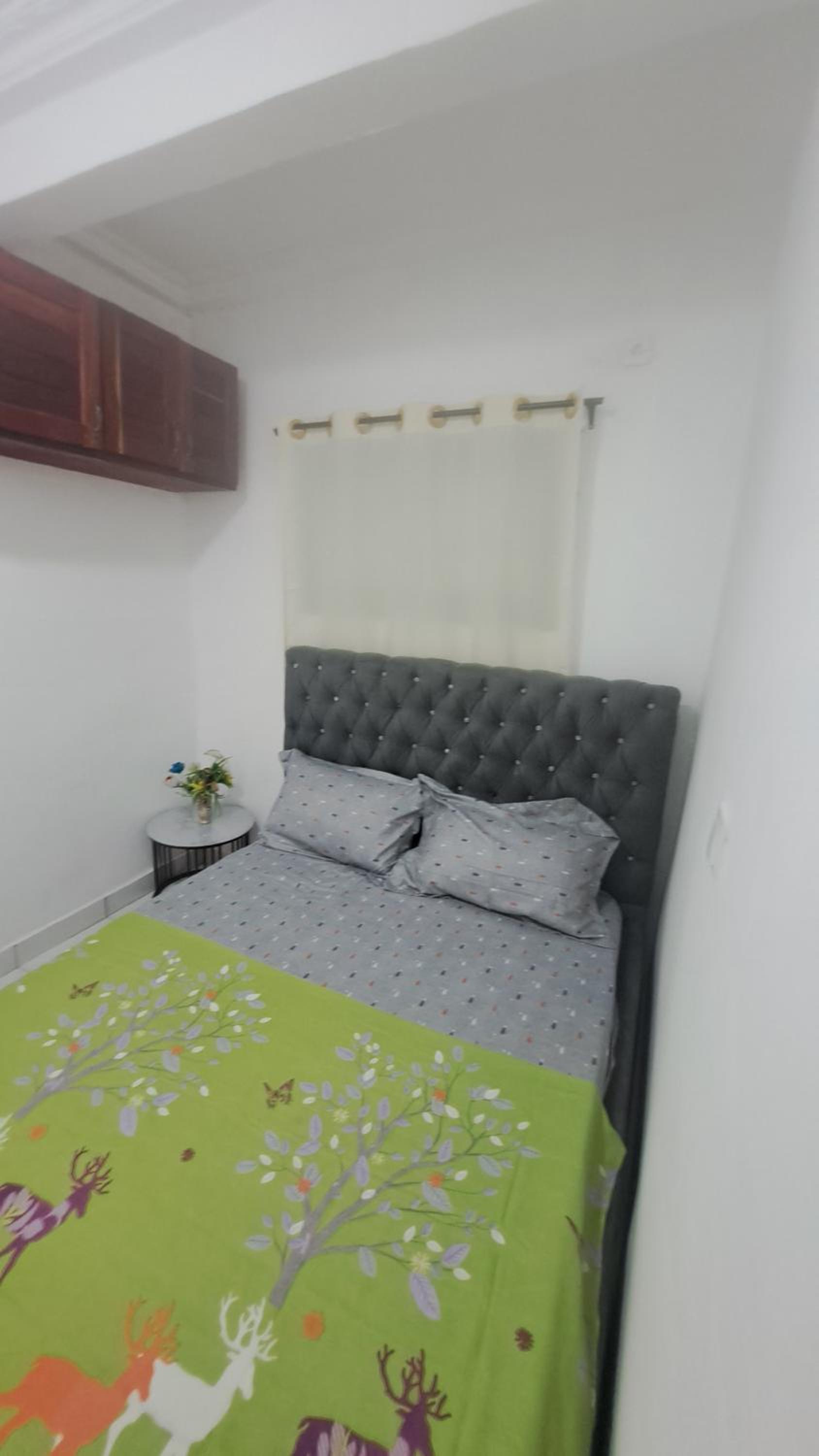 ResidenceGermanotech VIP 2e, Bonamoussadi,Logbessou,eau chaude, internet 2 balcons