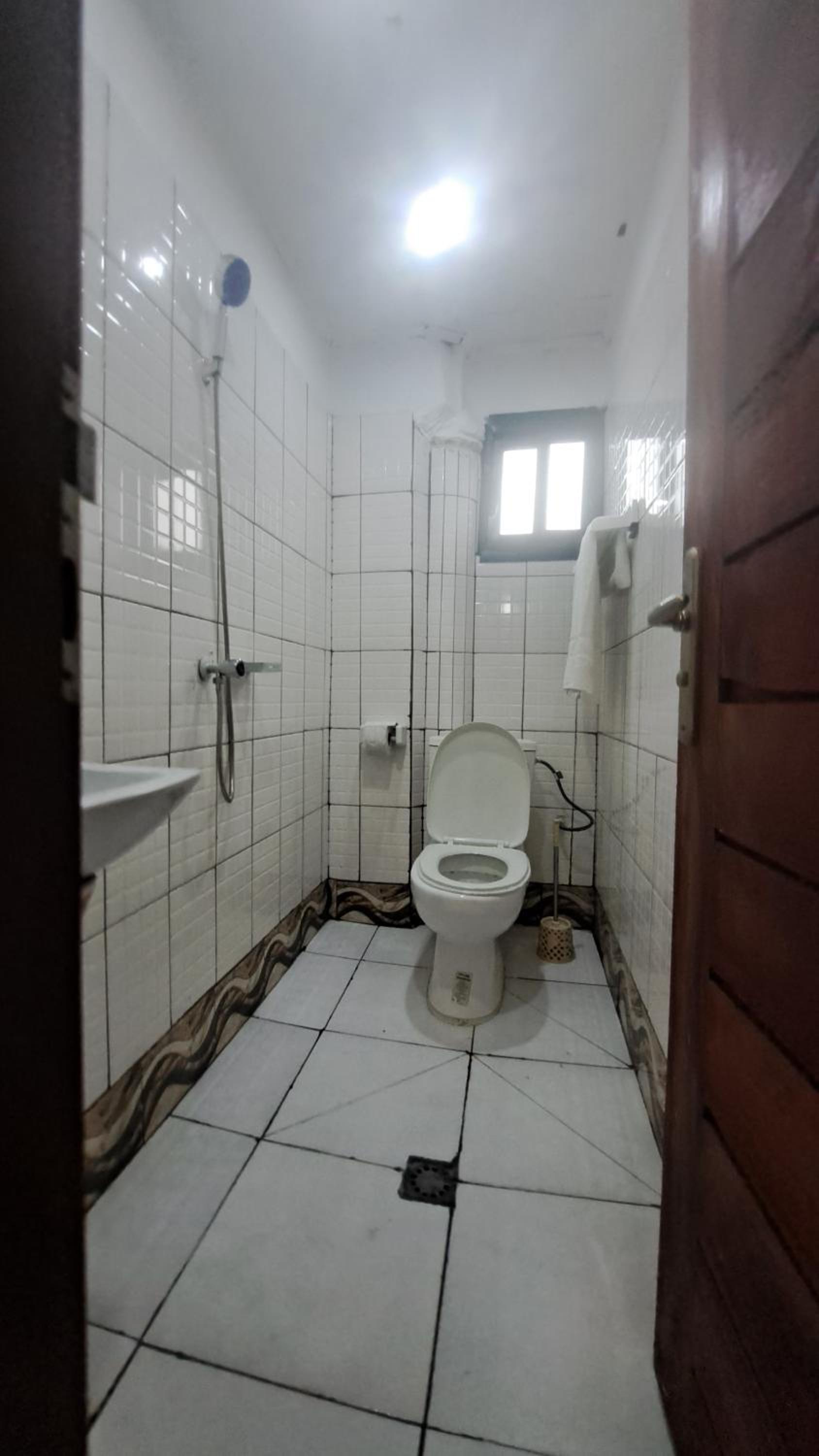 ResidenceGermanotech VIP 2e, Bonamoussadi,Logbessou,eau chaude, internet 2 balcons