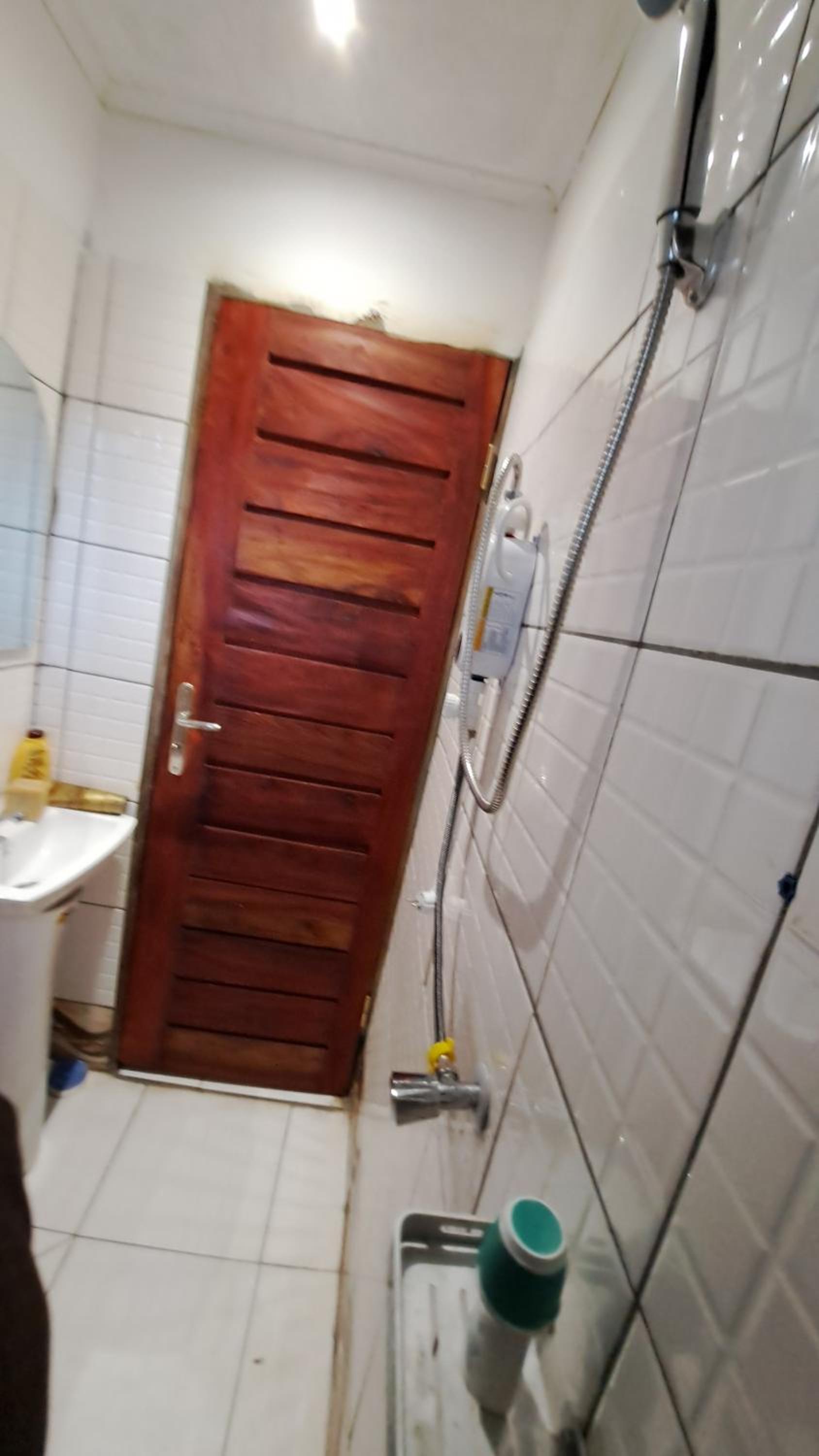 ResidenceGermanotech VIP 2e, Bonamoussadi,Logbessou,eau chaude, internet 2 balcons
