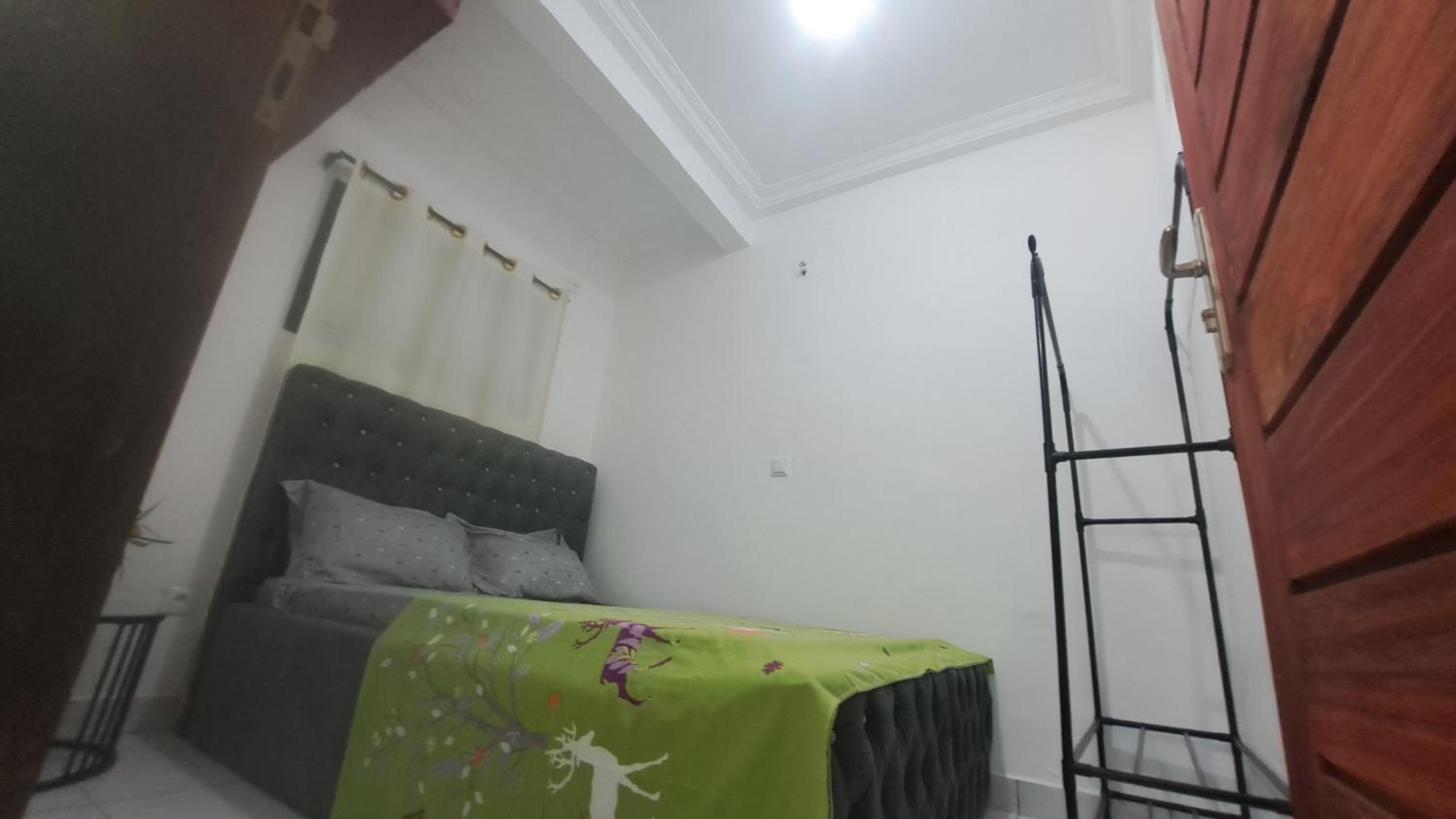 ResidenceGermanotech VIP 2e, Bonamoussadi,Logbessou,eau chaude, internet 2 balcons