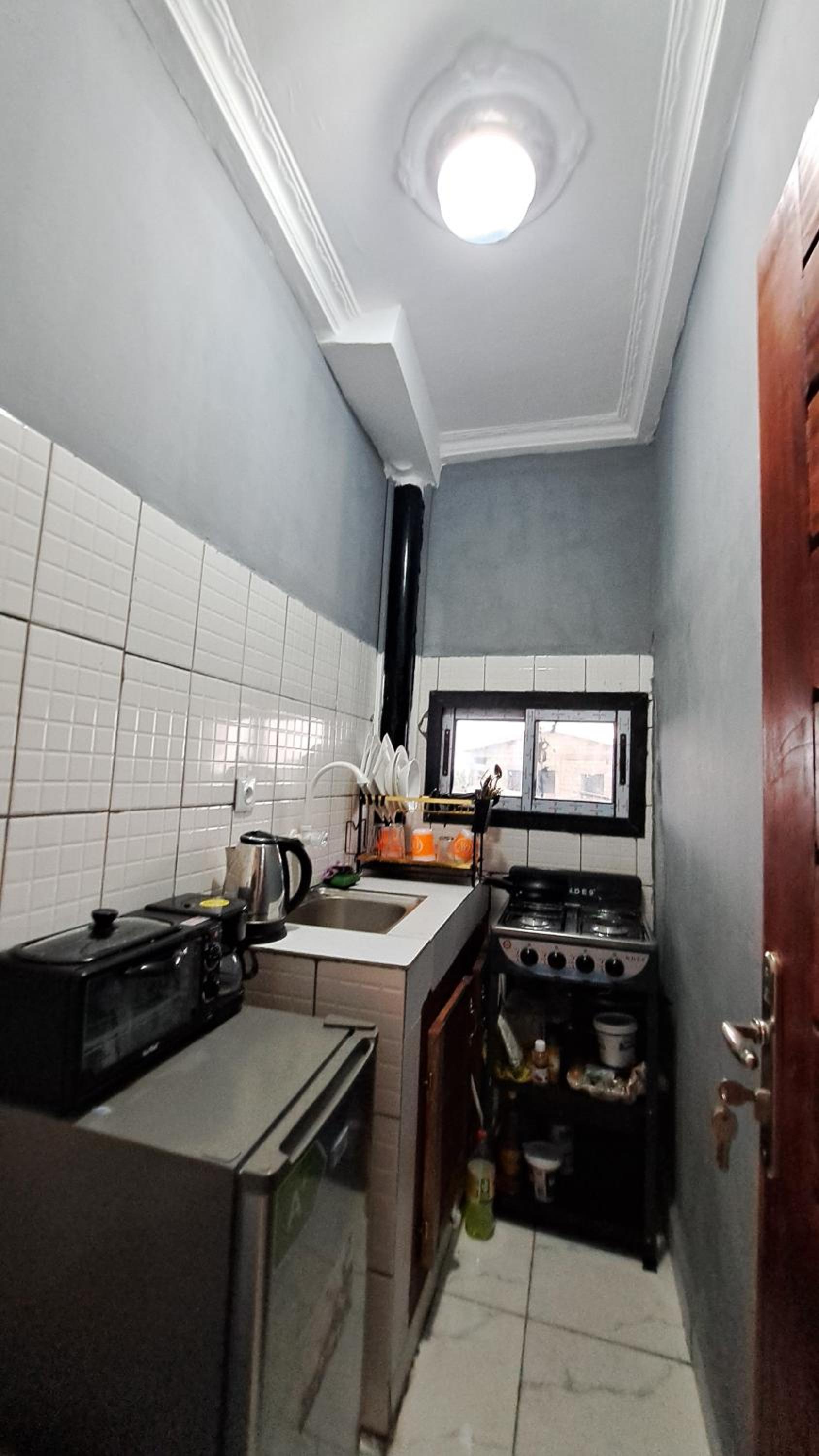 ResidenceGermanotech VIP 2e, Bonamoussadi,Logbessou,eau chaude, internet 2 balcons