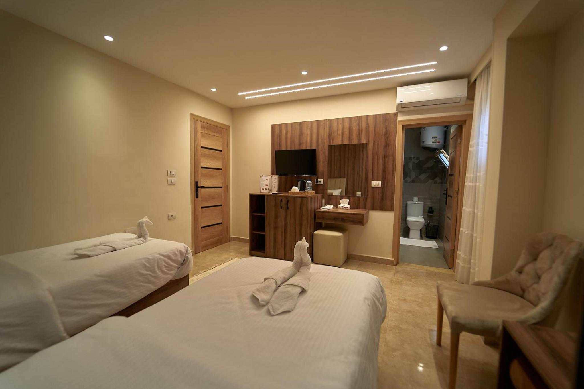 The Palace Pyramids Inn