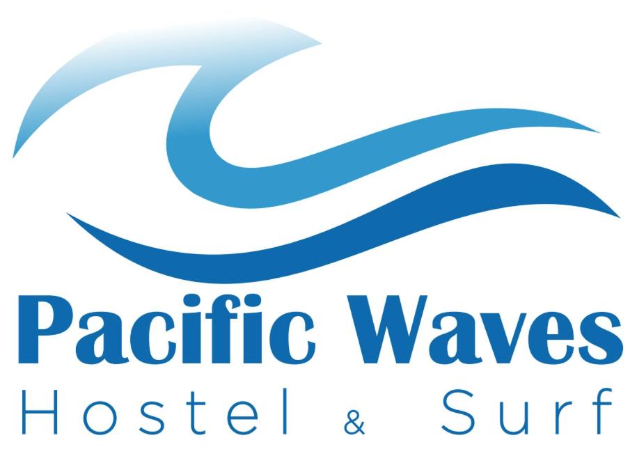 Pacific Waves Hostel & Surf
