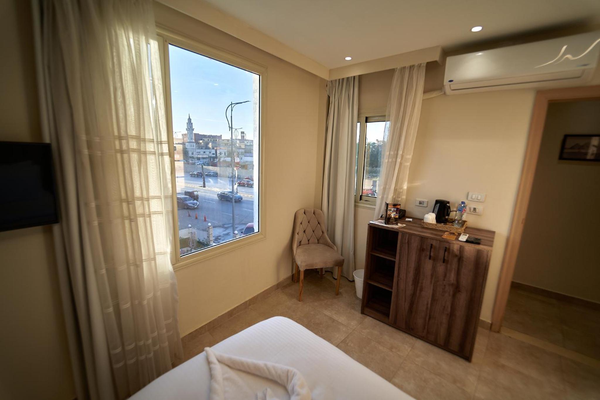 The Palace Pyramids Inn