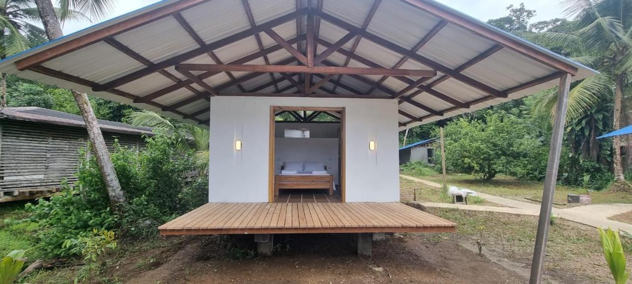 Pacific Waves Hostel & Surf