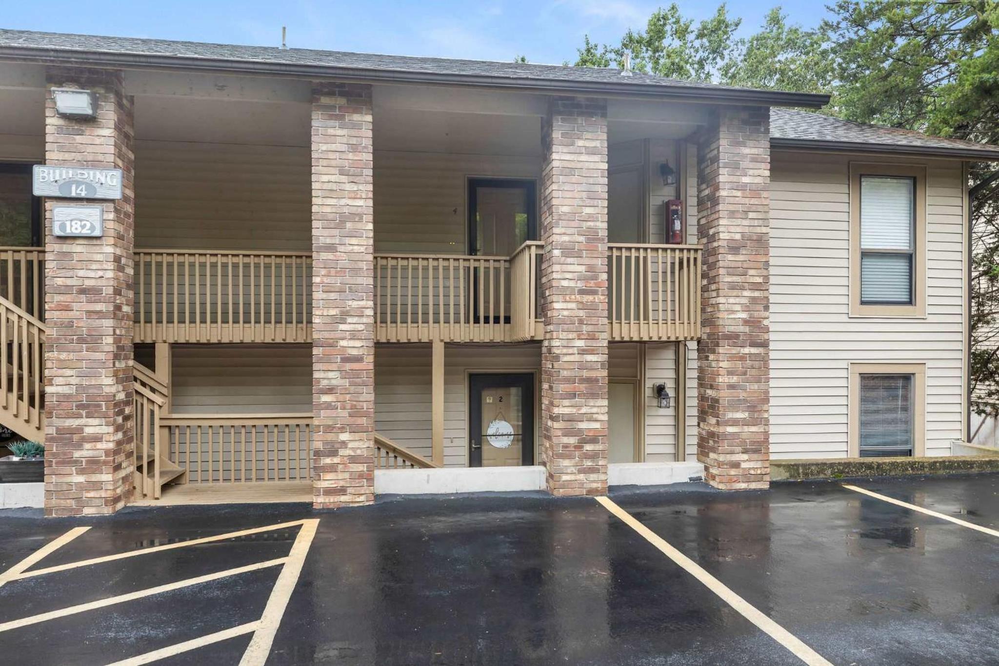 2 Bd 2 Bath Indoor Outdoor Pool Hot tub view 3