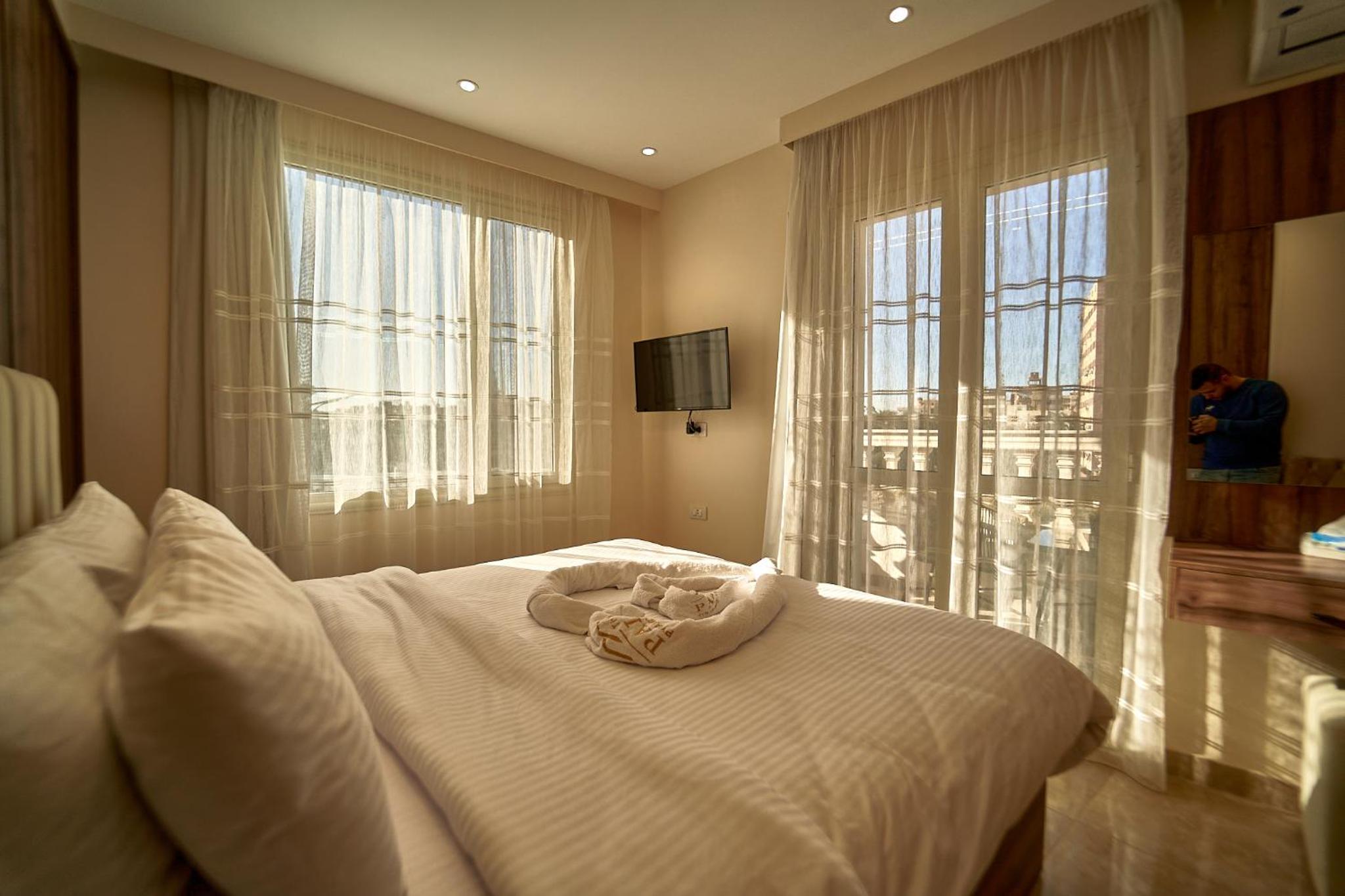 The Palace Pyramids Inn