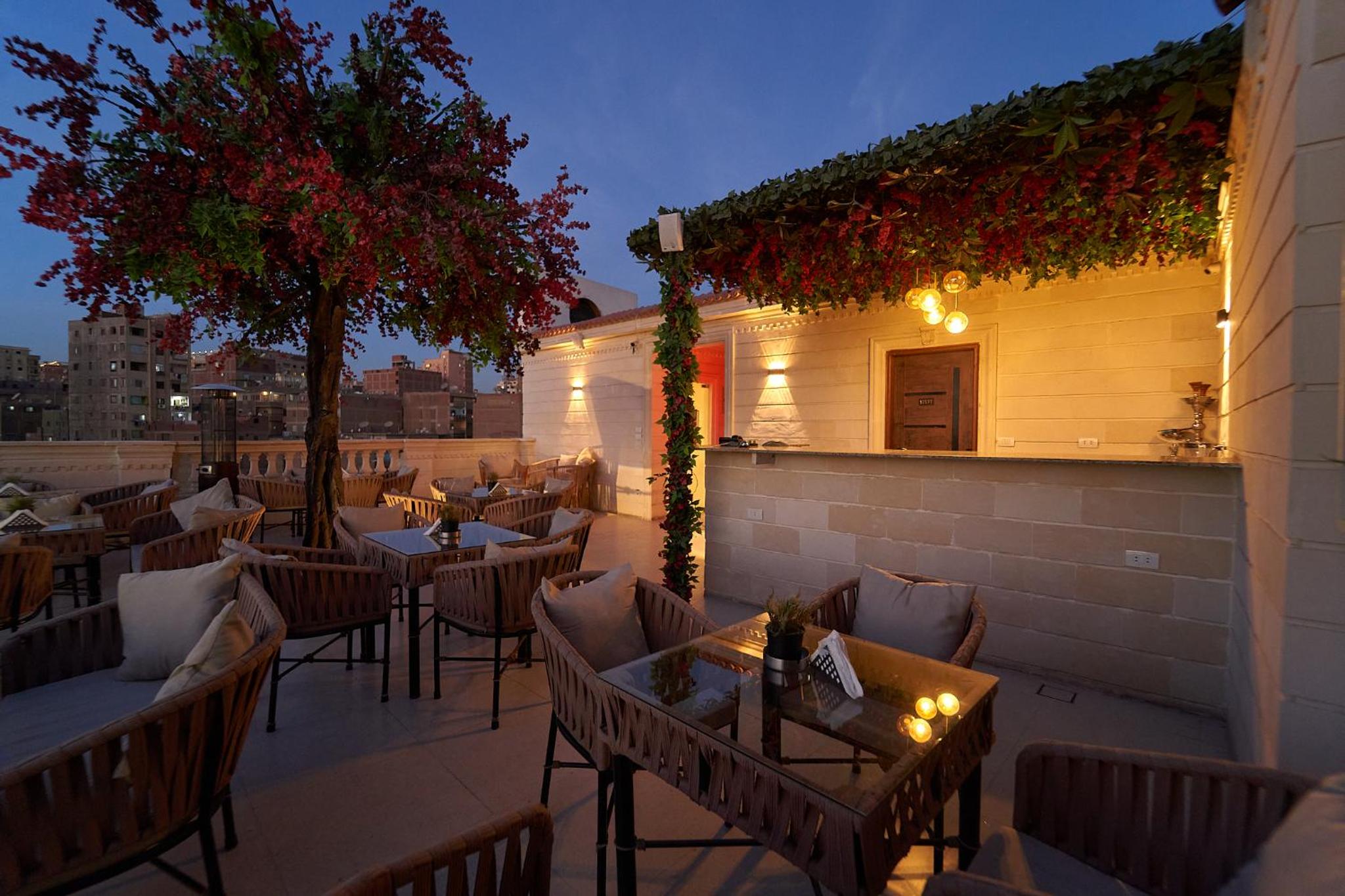 The Palace Pyramids Inn