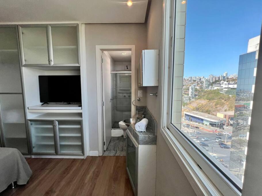 Melhor de BH - Av Barão Homem de Melo 4520 - Apê no Segundo Andar com Vista Linda
