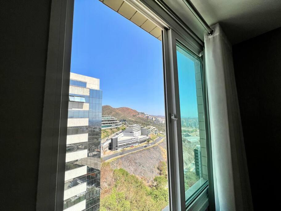 Melhor de BH - Av Barão Homem de Melo 4520 - Apê no Segundo Andar com Vista Linda