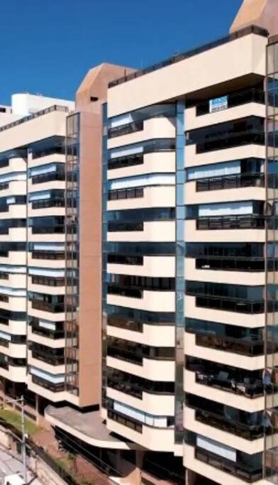 Apartamento de Alto Luxo na Praia da Costa, Vila Velha