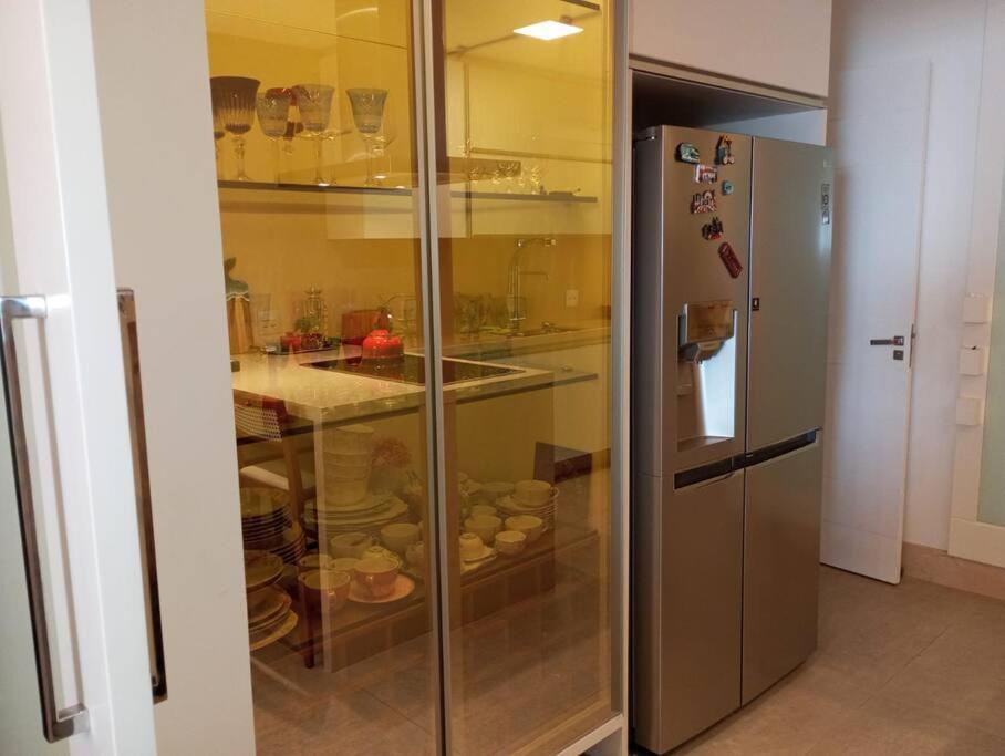 Apartamento de Alto Luxo na Praia da Costa, Vila Velha
