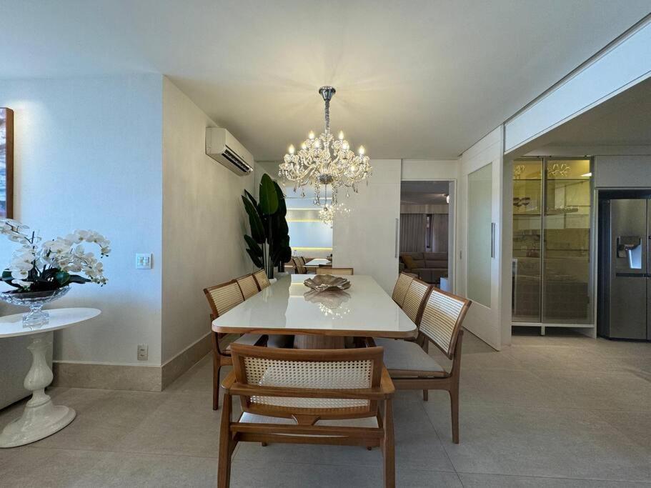 Apartamento de Alto Luxo na Praia da Costa, Vila Velha