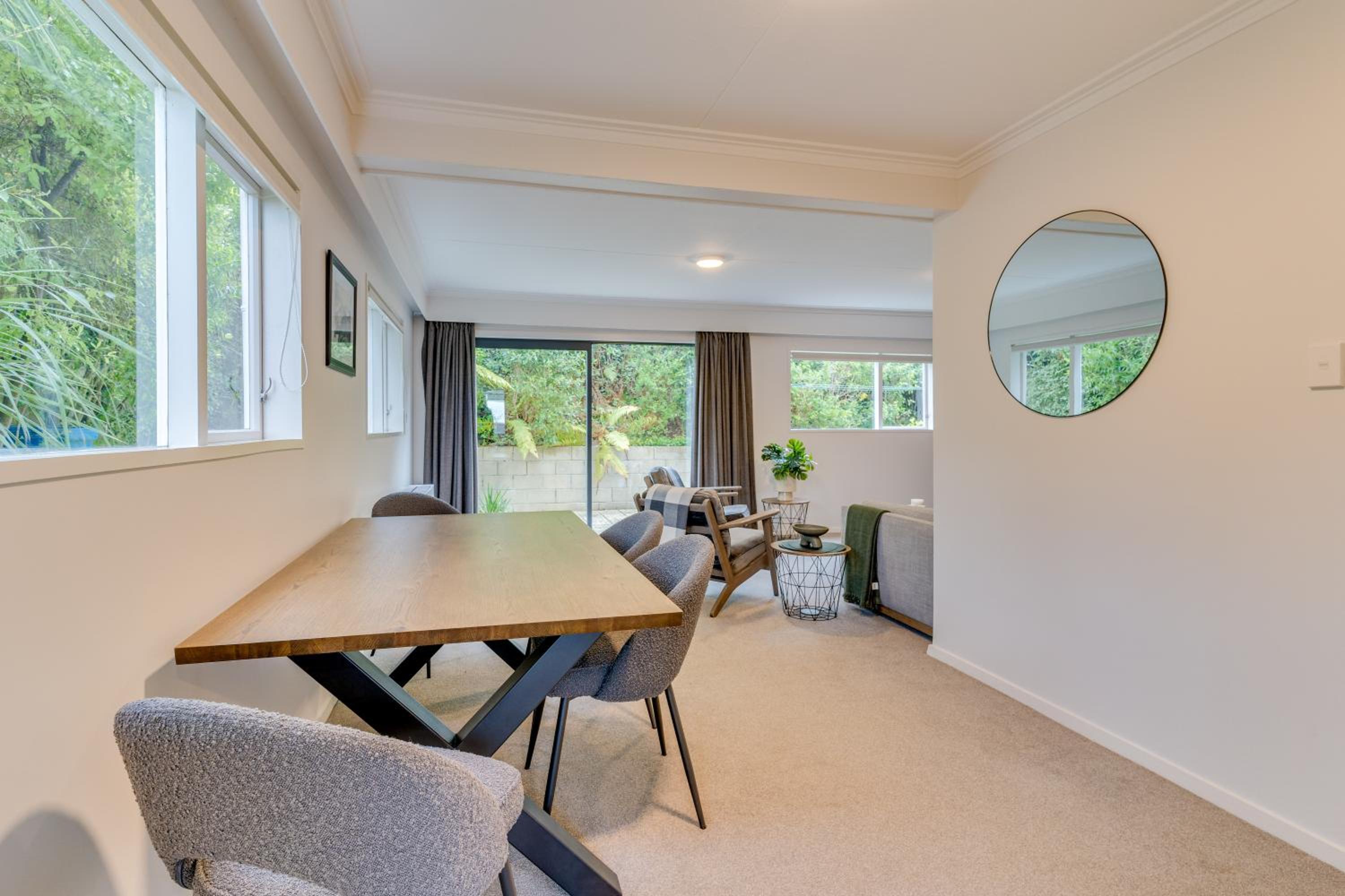 Contemporary in Roslyn