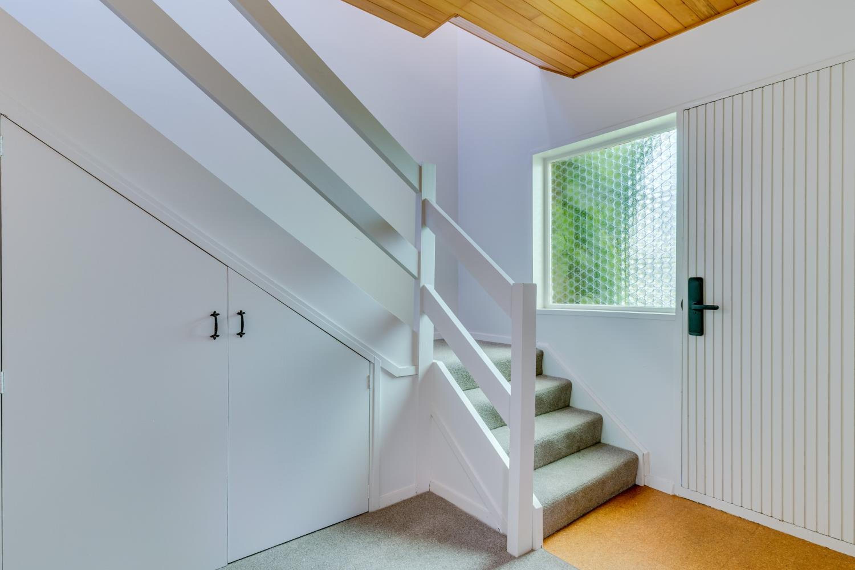 Contemporary in Roslyn