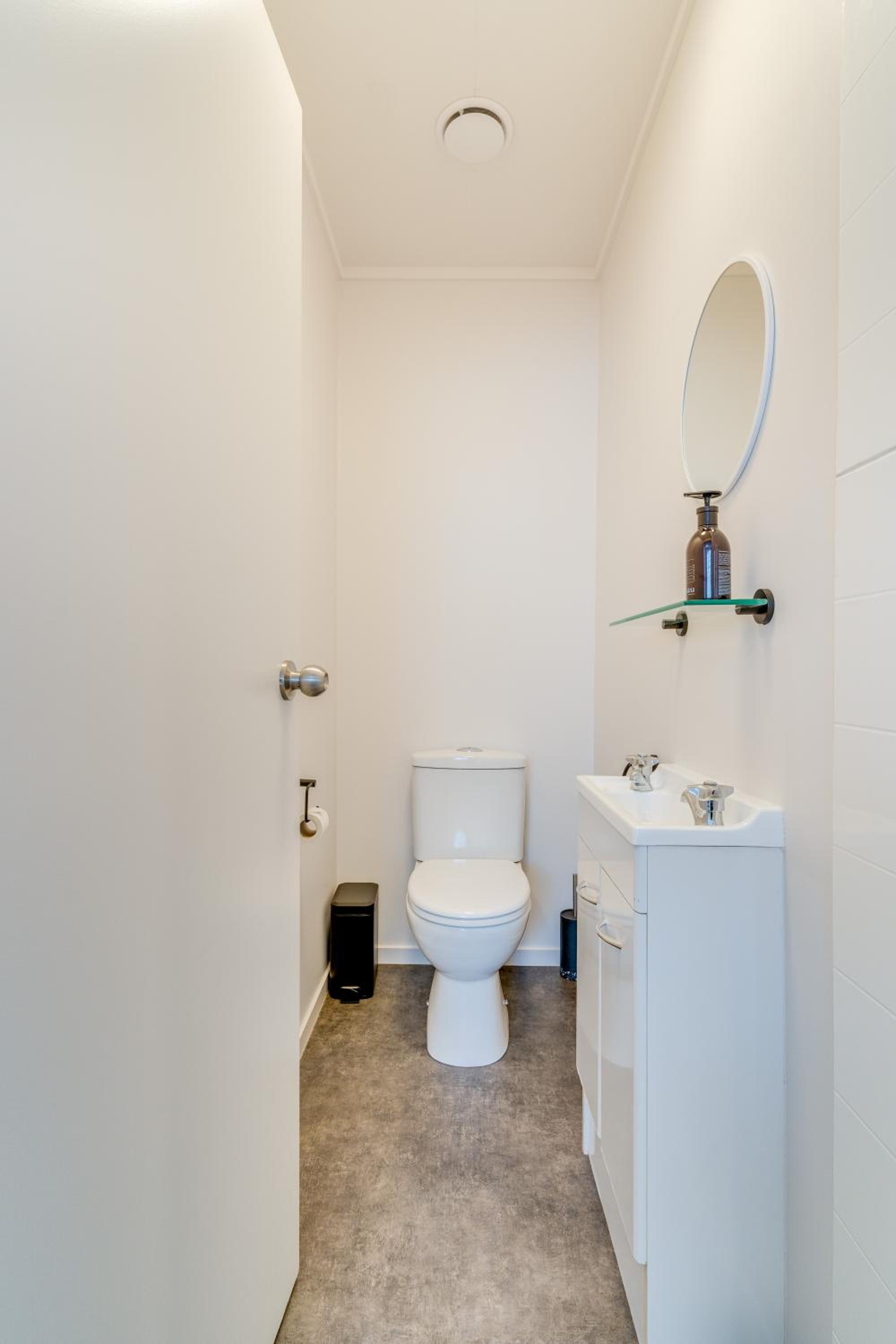 Contemporary in Roslyn