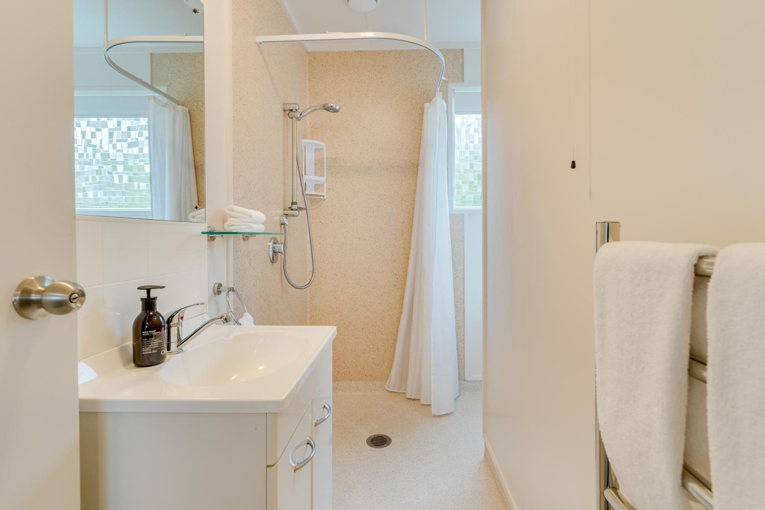 Contemporary in Roslyn