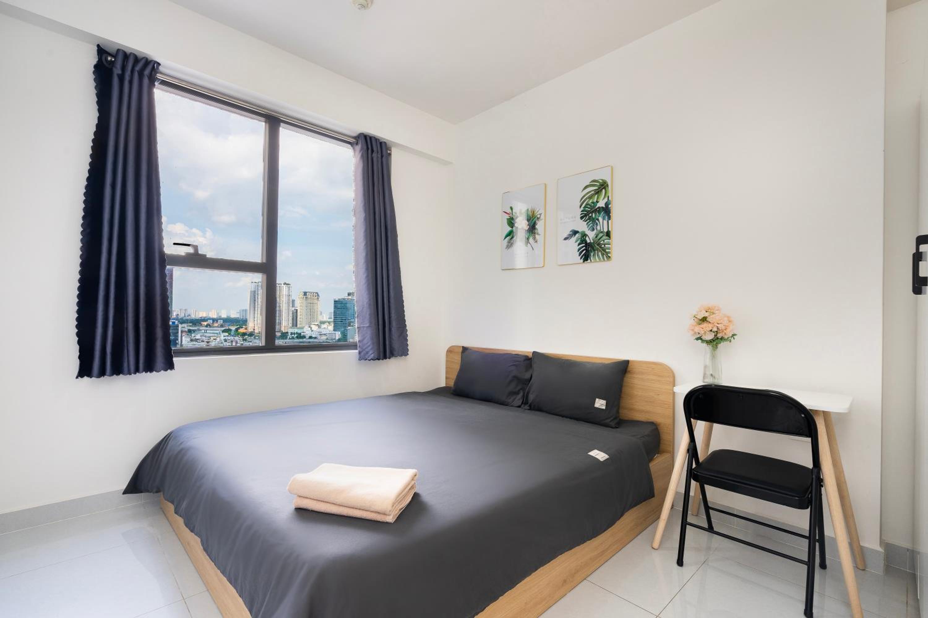 SOHO Residence - Central 2BR Apartment with Modern Comfort in District 1