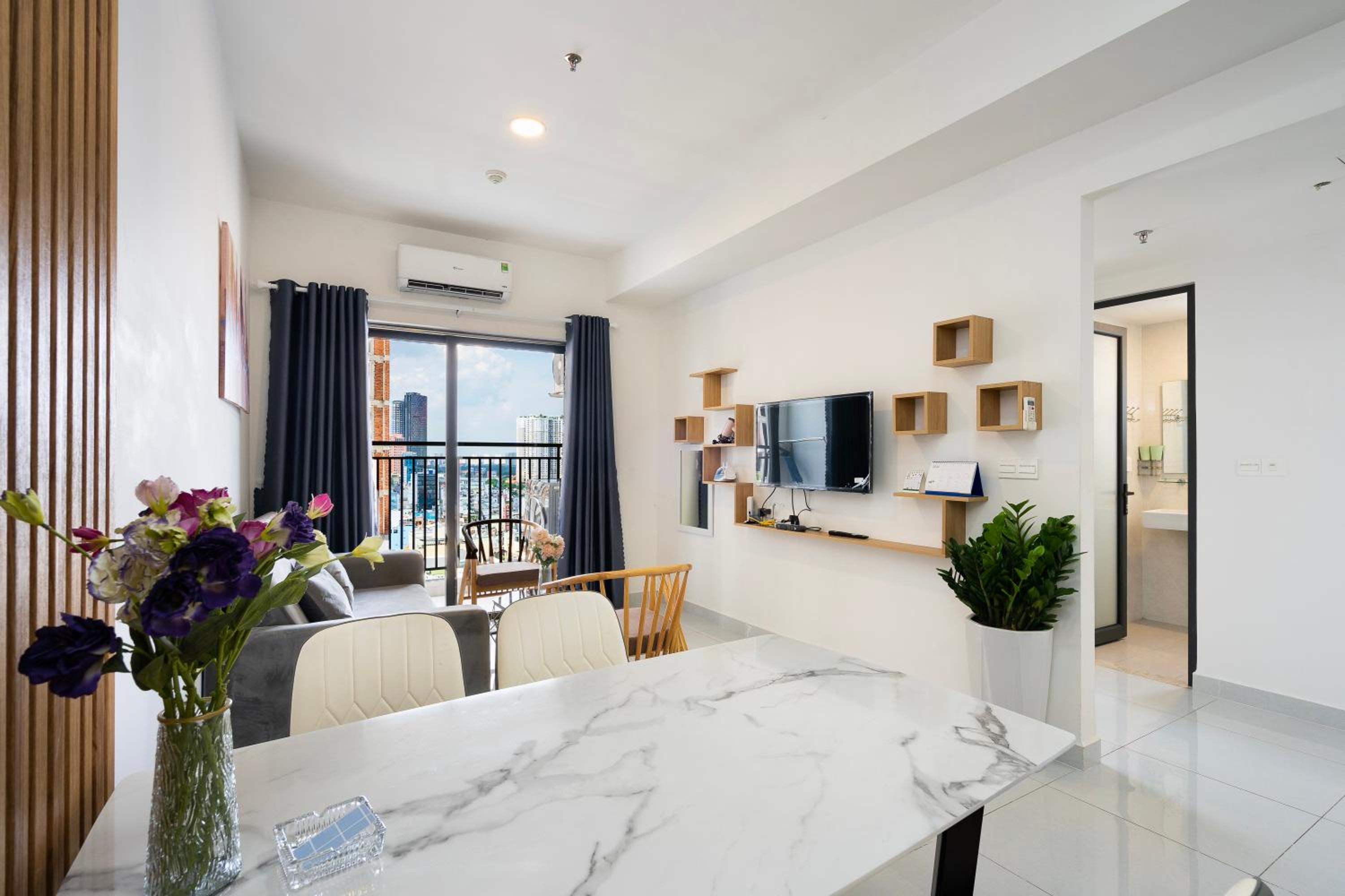 SOHO Residence - Central 2BR Apartment with Modern Comfort in District 1