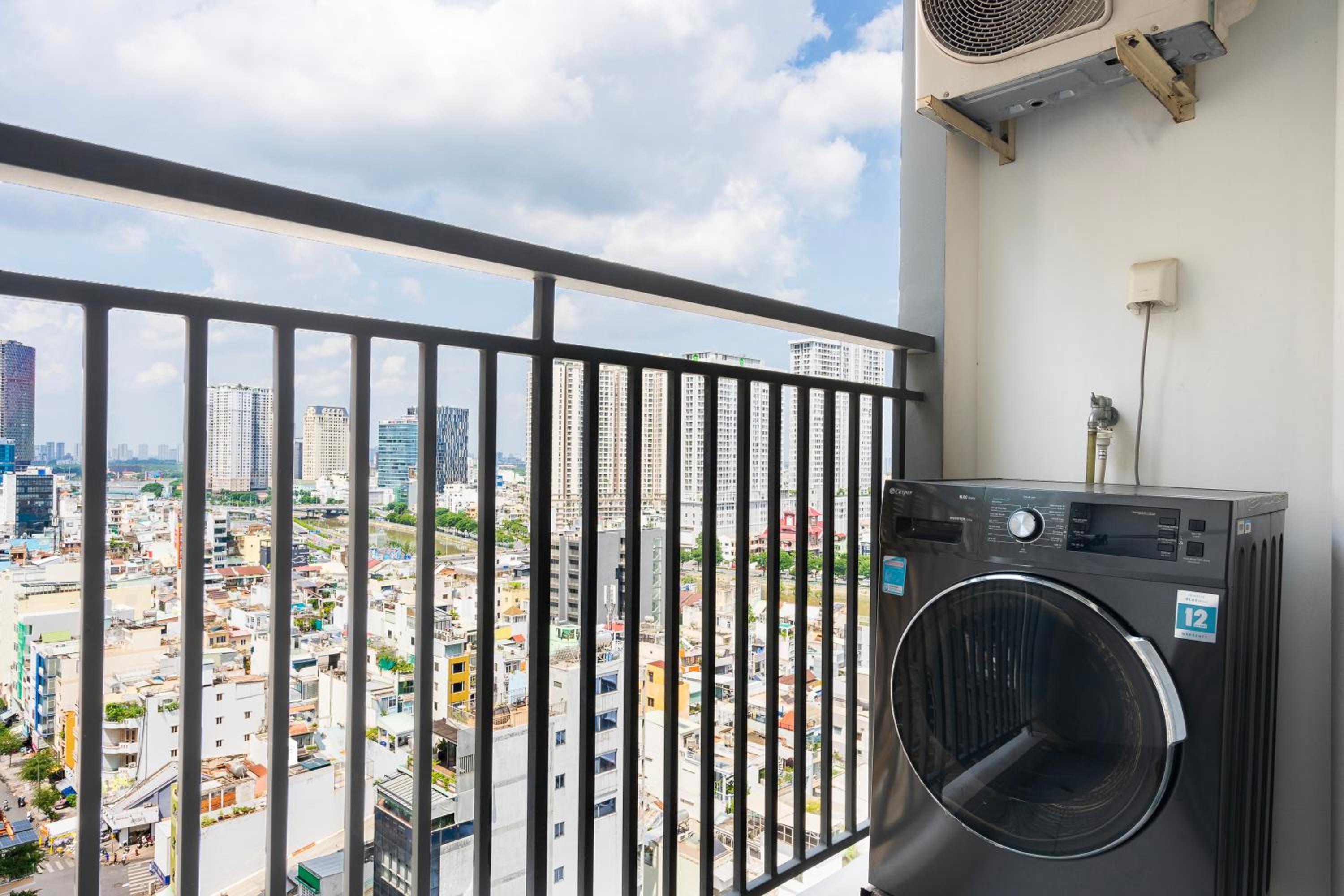 SOHO Residence - Central 2BR Apartment with Modern Comfort in District 1