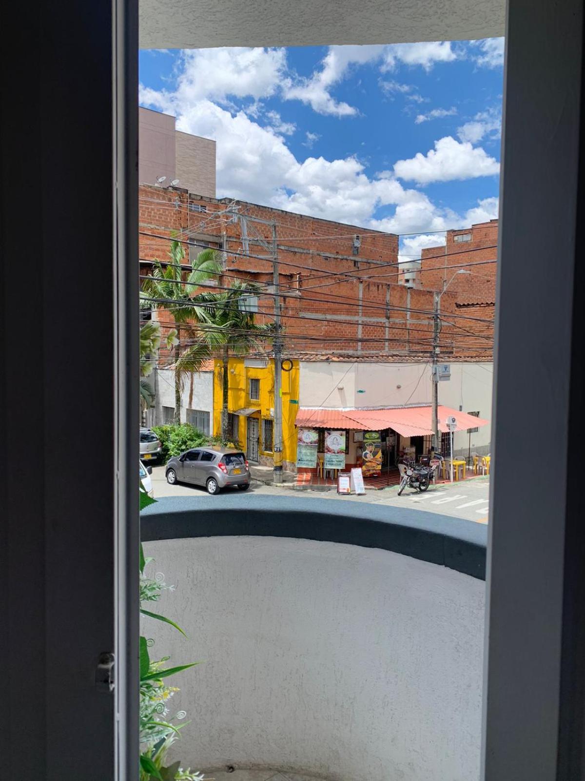 Hostal CasaBlanca, Laureles Estadio