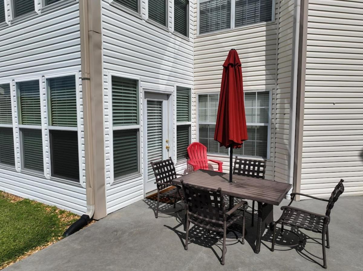 Little House on the Fairway- Luxury Golf Condo view 3