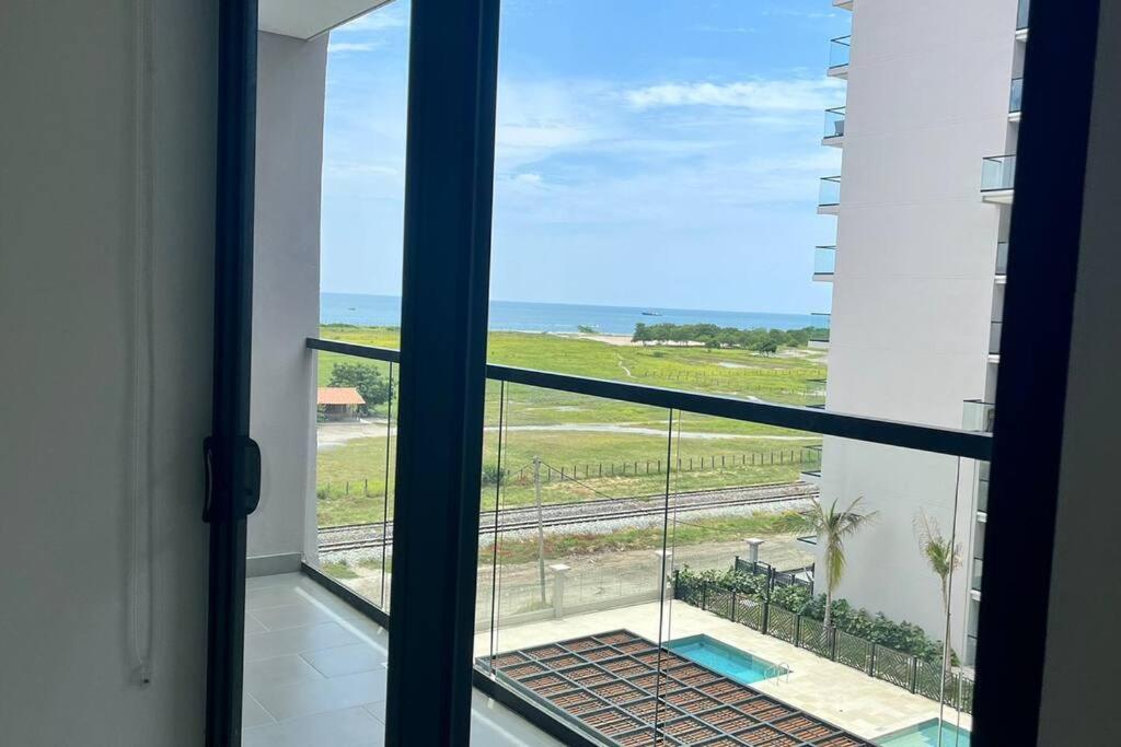Apartamento Ocean View 502 - frente al mar