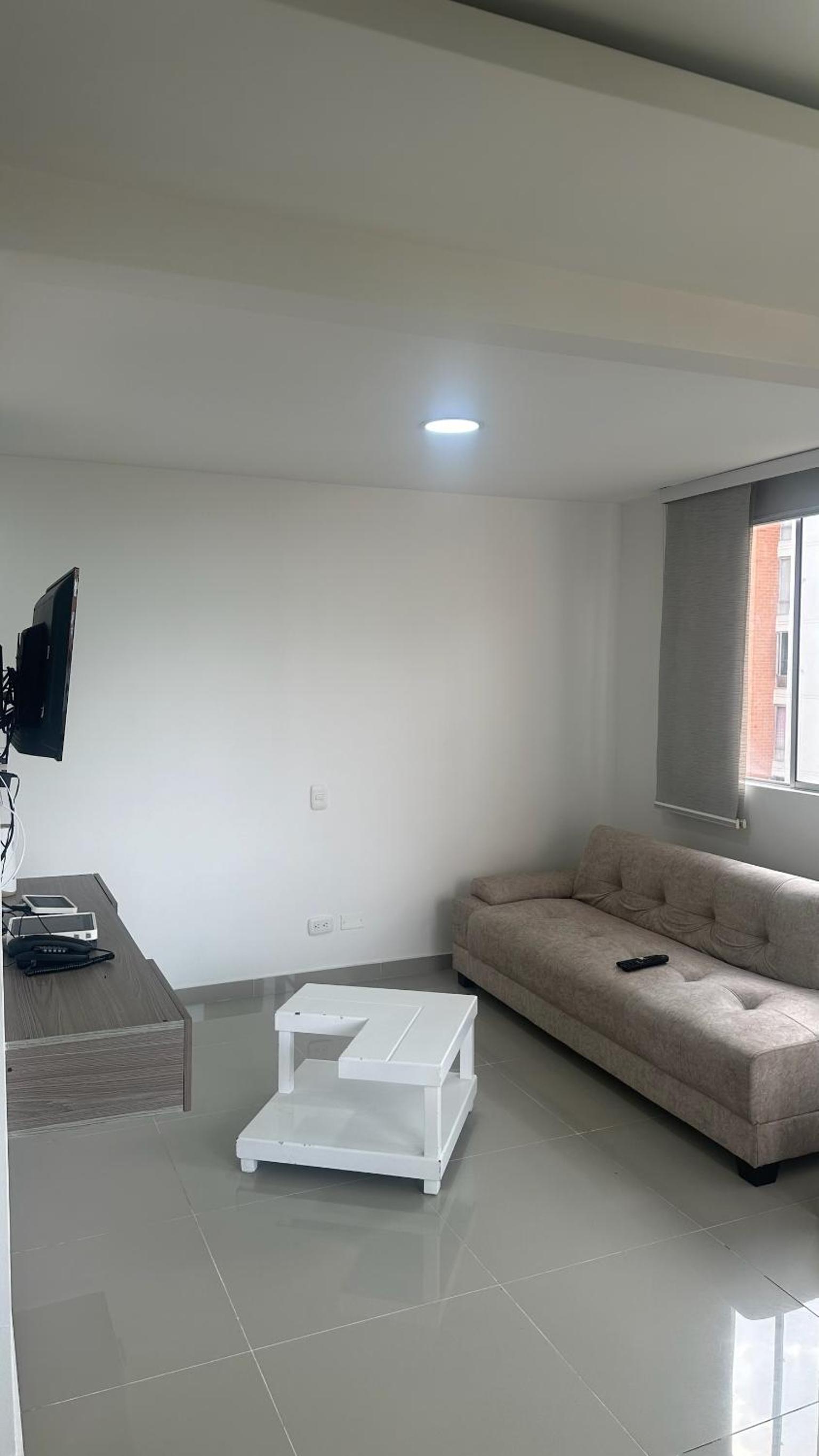 Apartamento 4-503 Valle del Lili, Zafiro C