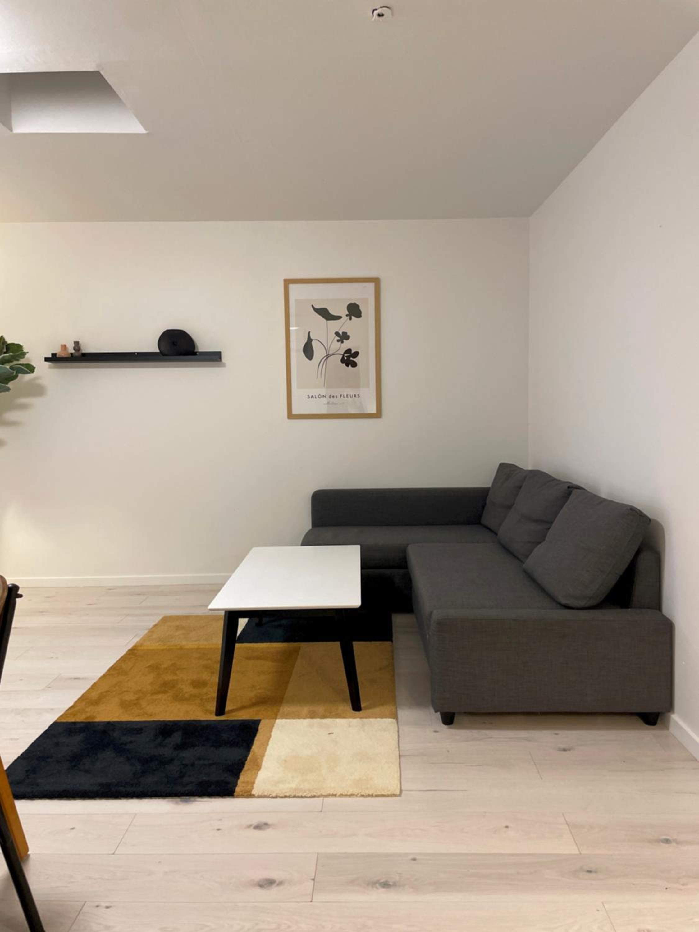 Cozy Backhouse with Large Private Garden