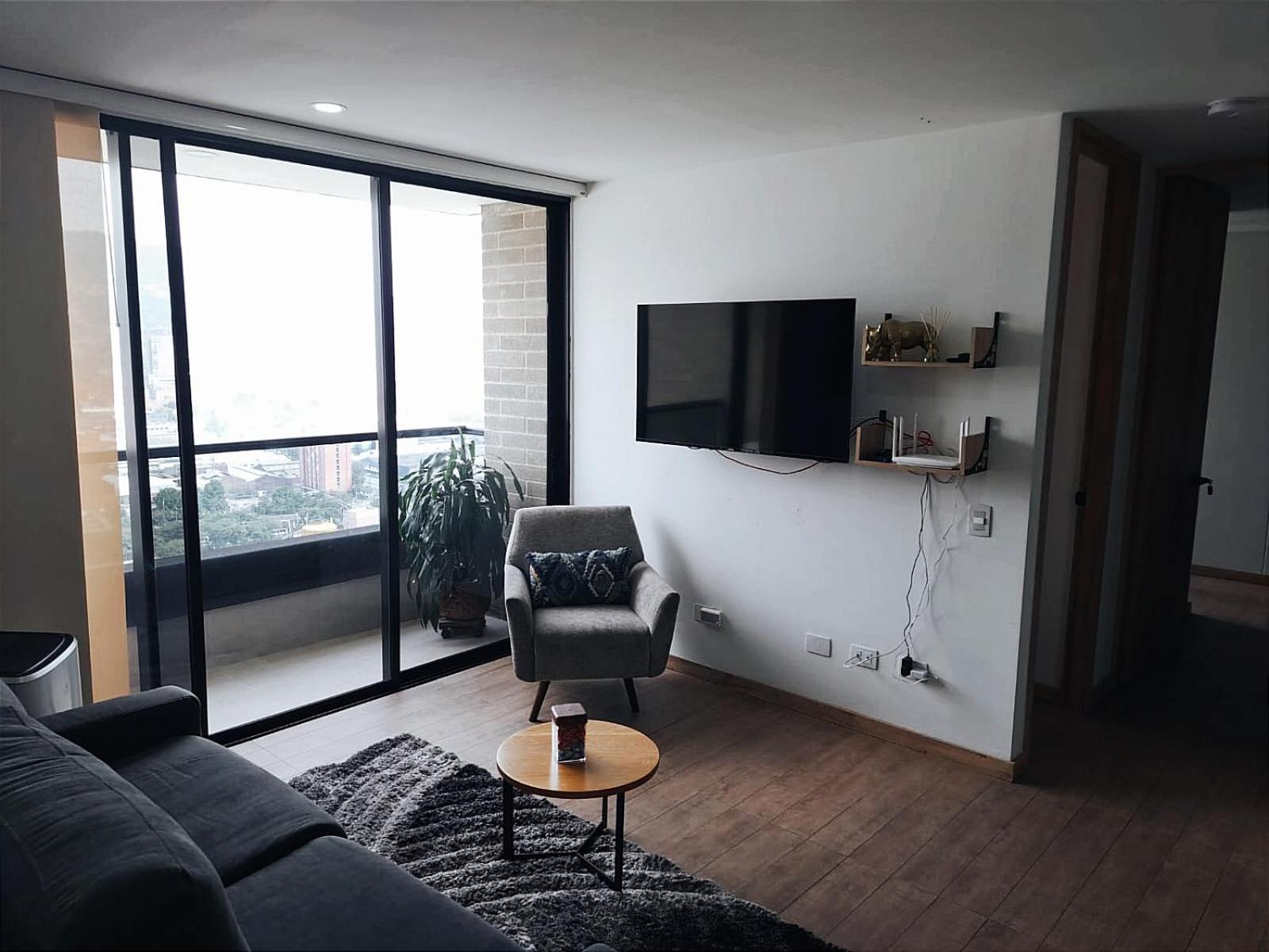 Apartamento en Sabaneta, Zona Mayorca, Medellin, Hermosa vista a la Montañas, Class 48