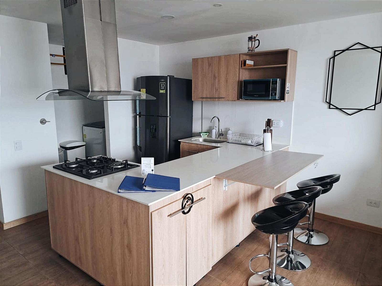 Apartamento en Sabaneta, Zona Mayorca, Medellin, Hermosa vista a la Montañas, Class 48
