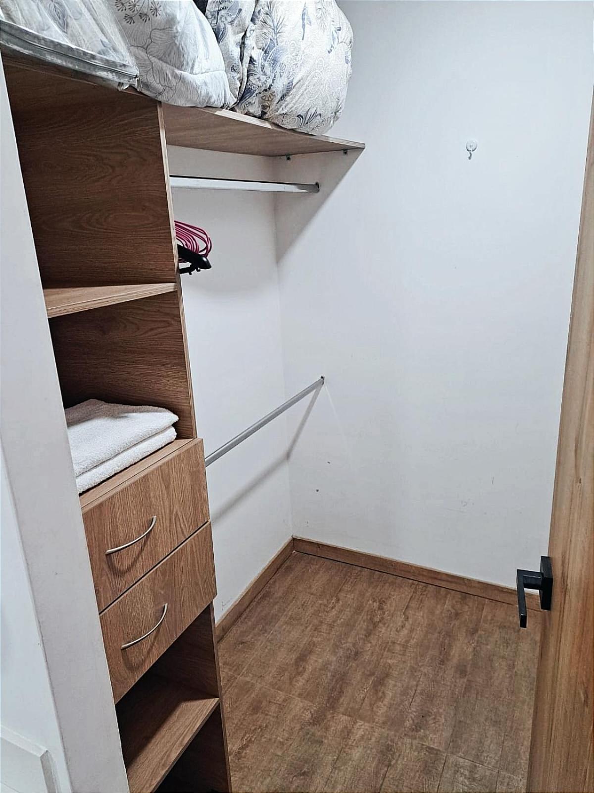 Apartamento en Sabaneta, Zona Mayorca, Medellin, Hermosa vista a la Montañas, Class 48