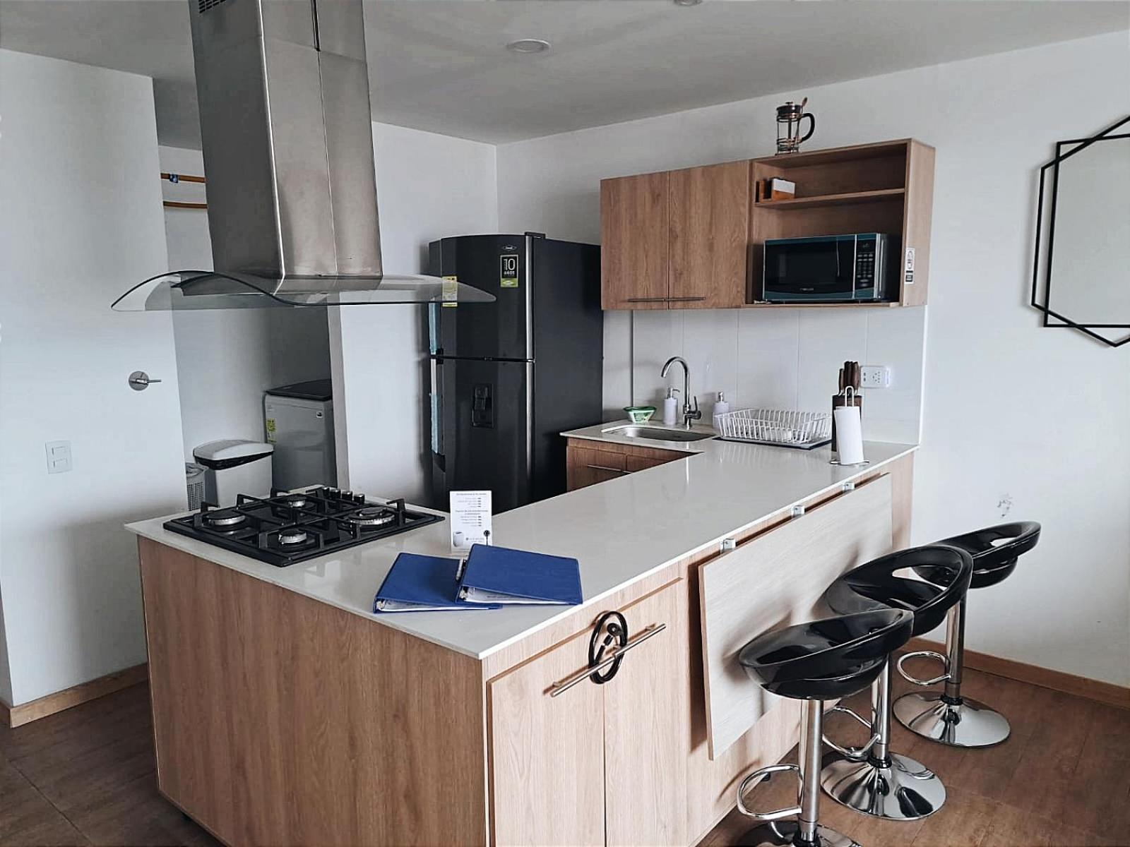 Apartamento en Sabaneta, Zona Mayorca, Medellin, Hermosa vista a la Montañas, Class 48