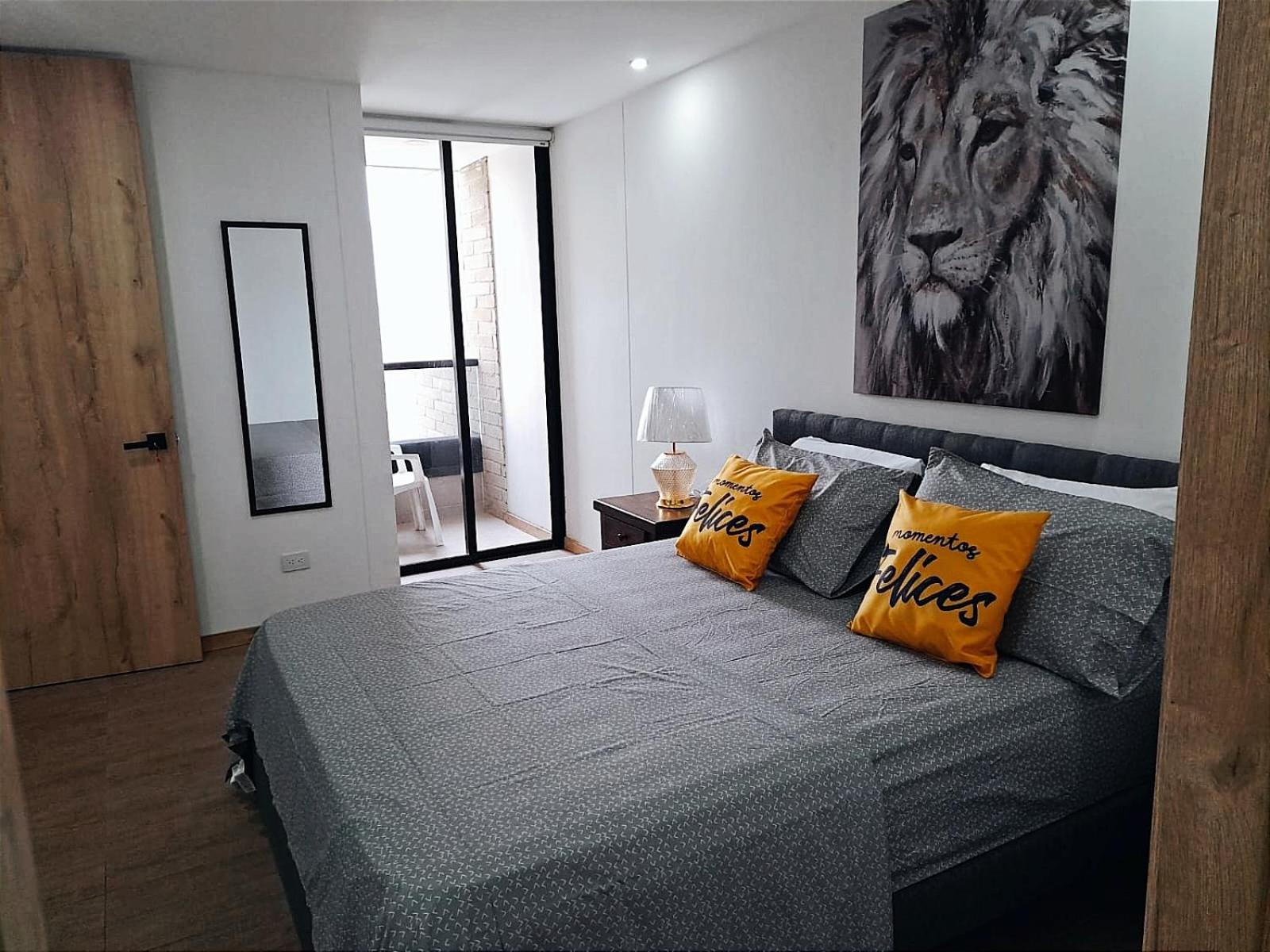 Apartamento en Sabaneta, Zona Mayorca, Medellin, Hermosa vista a la Montañas, Class 48
