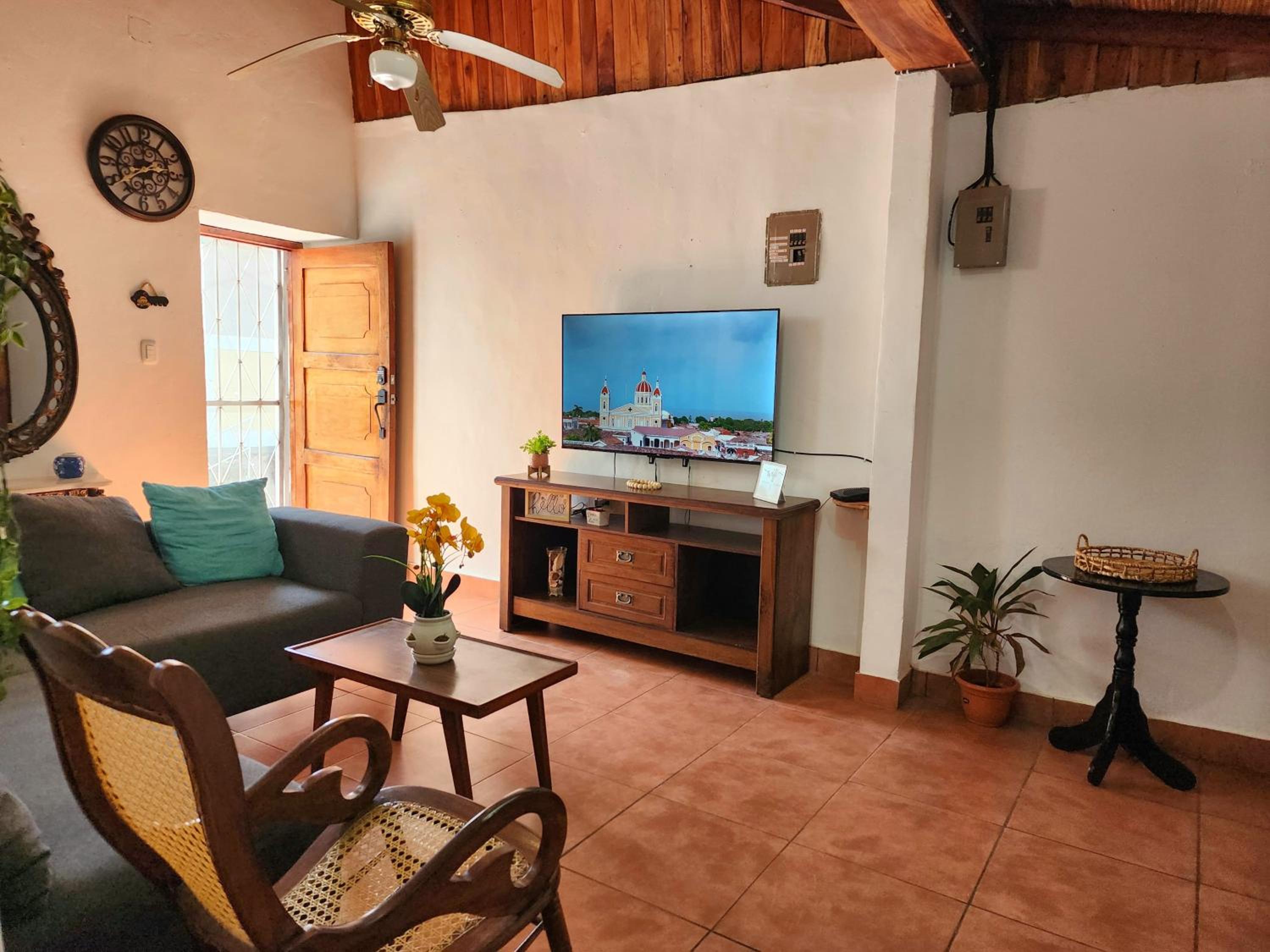 Yalorde Private Apartment 5 Min Central Park AC Wifi Sleep 6