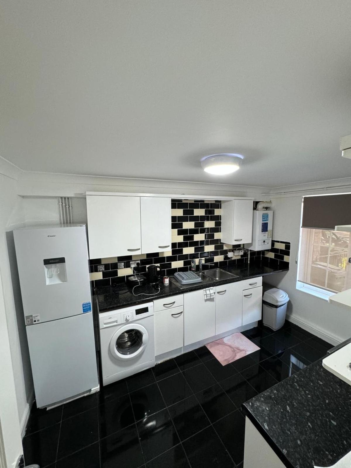 ThamesNiceProperty