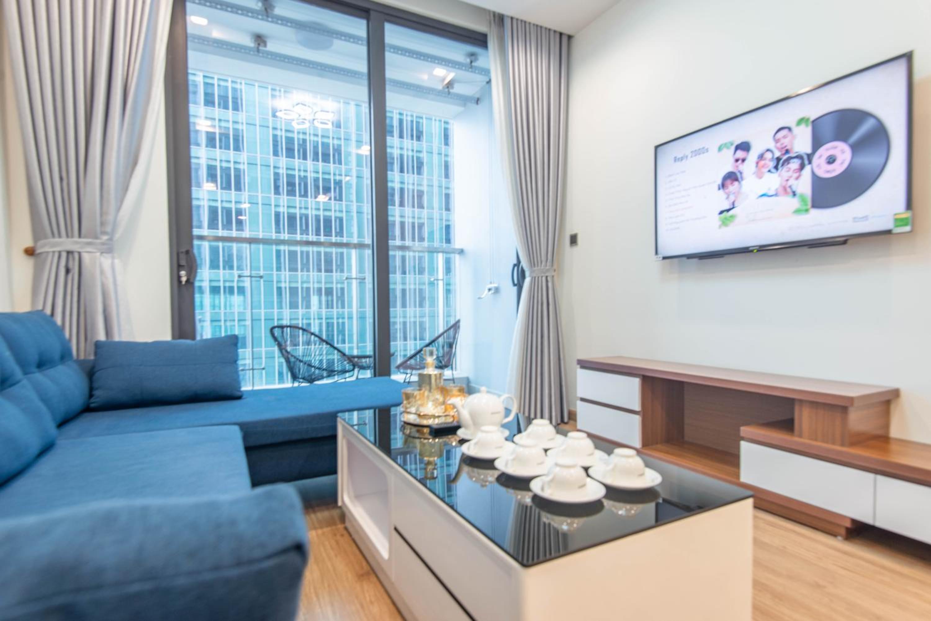 Skyline apartment Vinhomes Metropolis