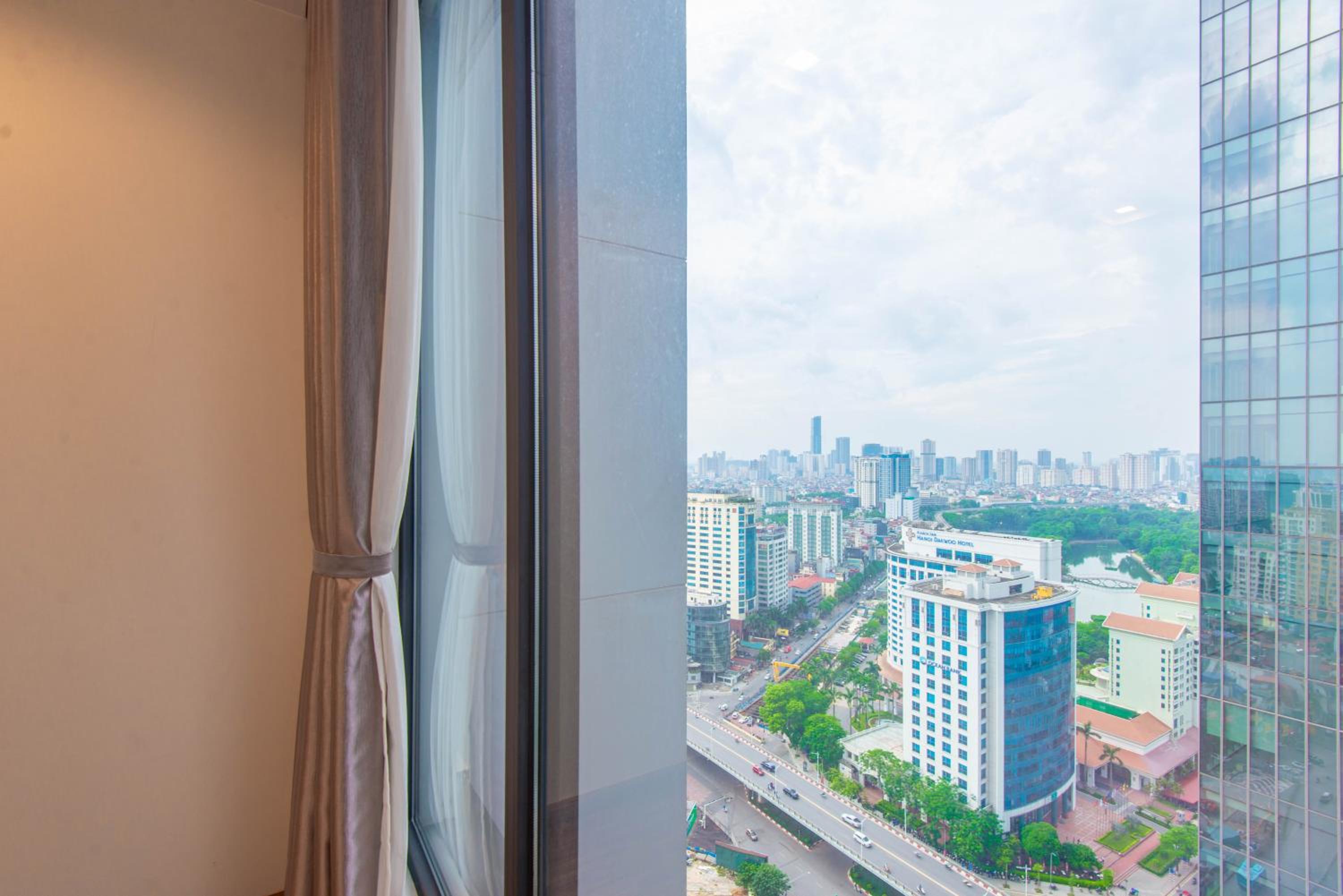 Skyline apartment Vinhomes Metropolis
