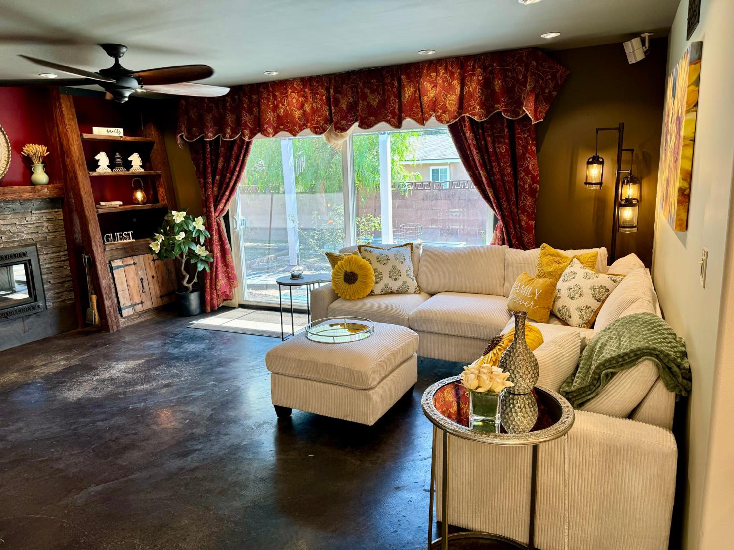 lounge