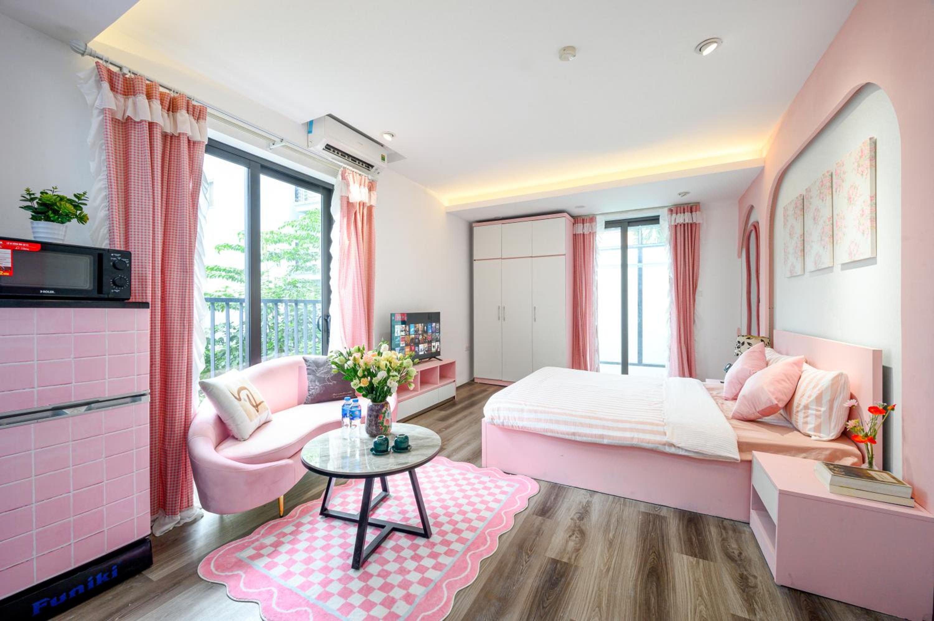 Luxe Paradise Residence 76 To Ngoc Van