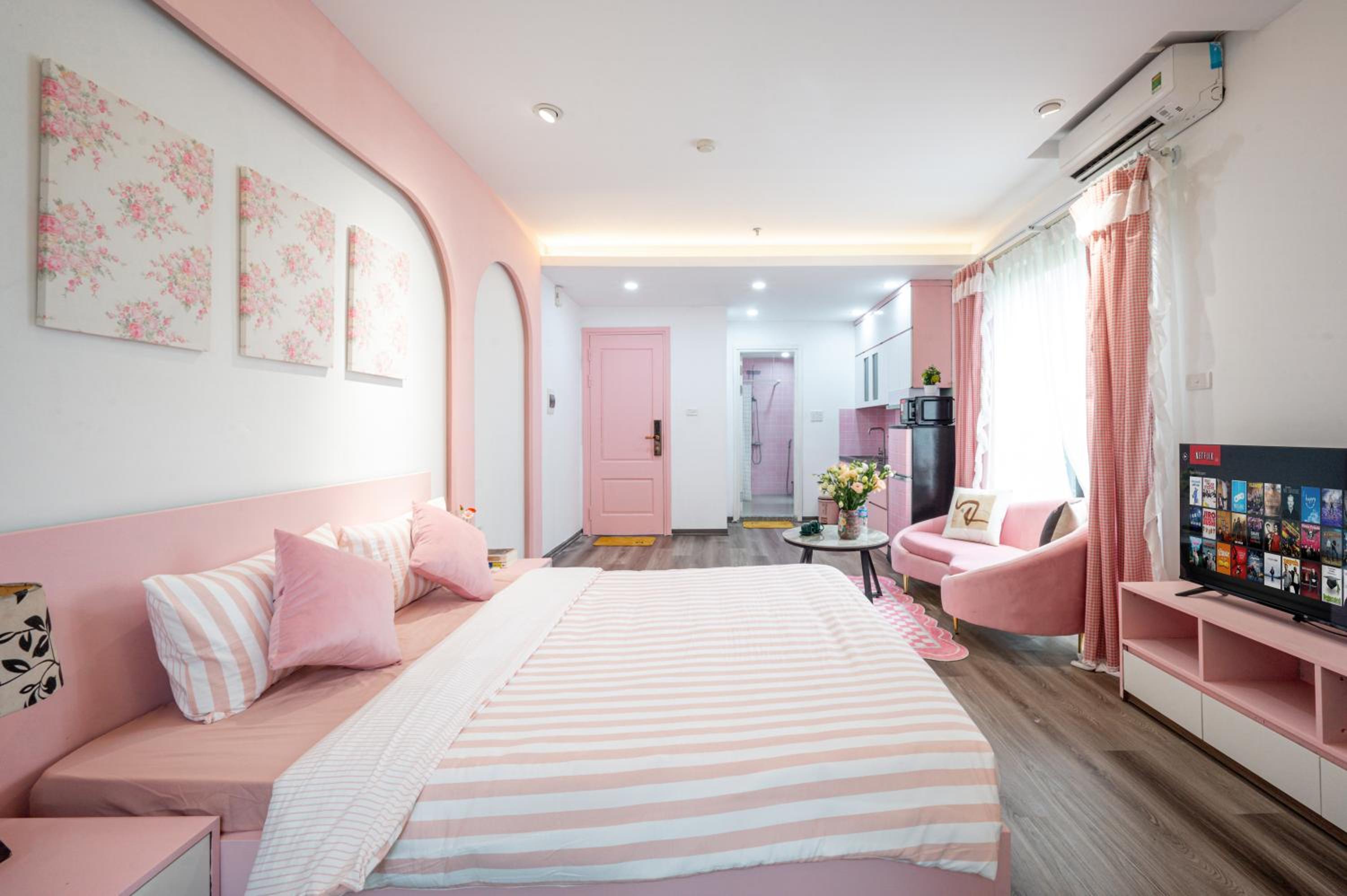 Luxe Paradise Residence 76 To Ngoc Van