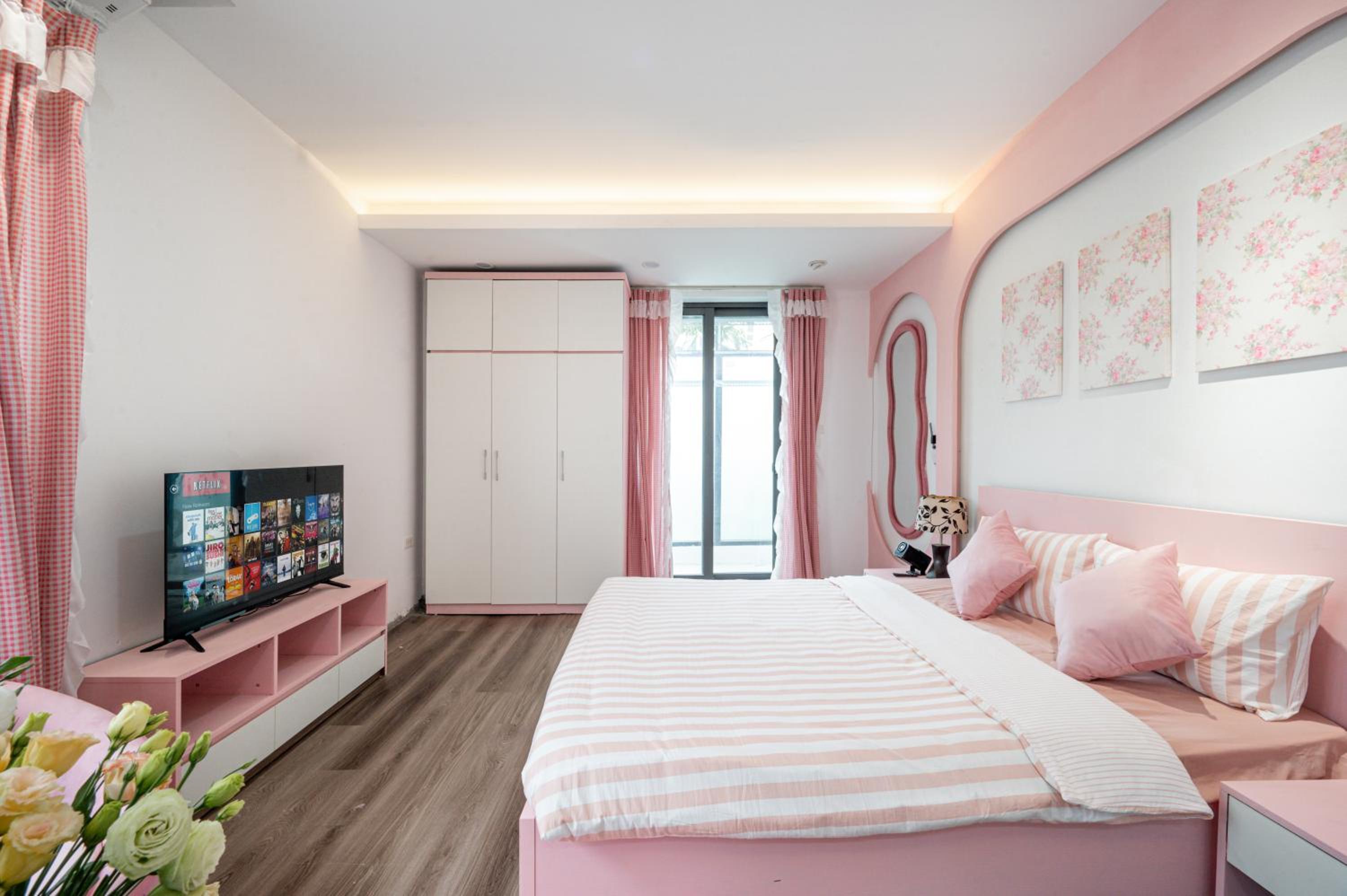Luxe Paradise Residence 76 To Ngoc Van
