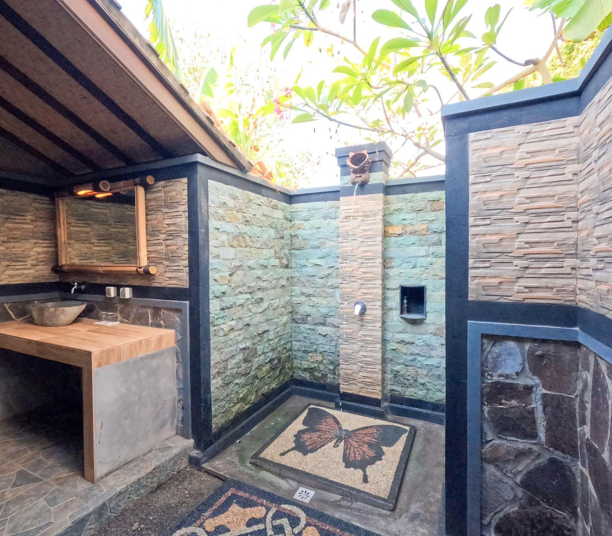 Suka Sari Cottages