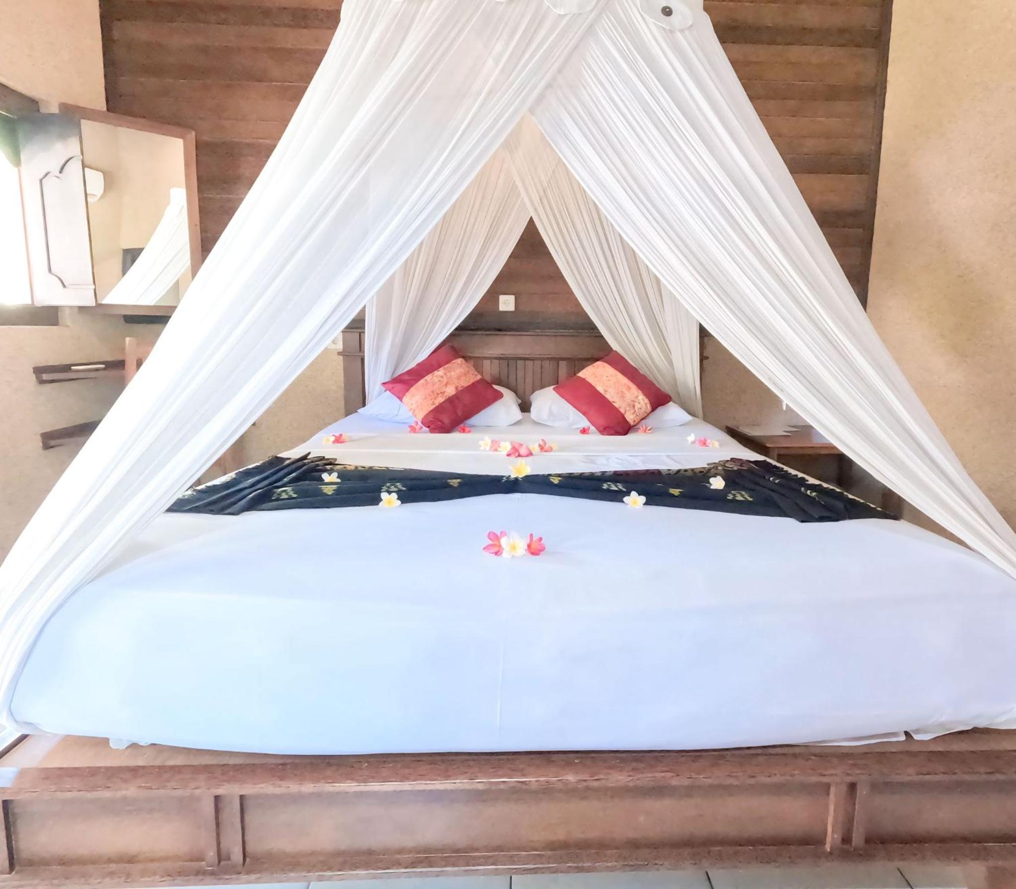 Suka Sari Cottages