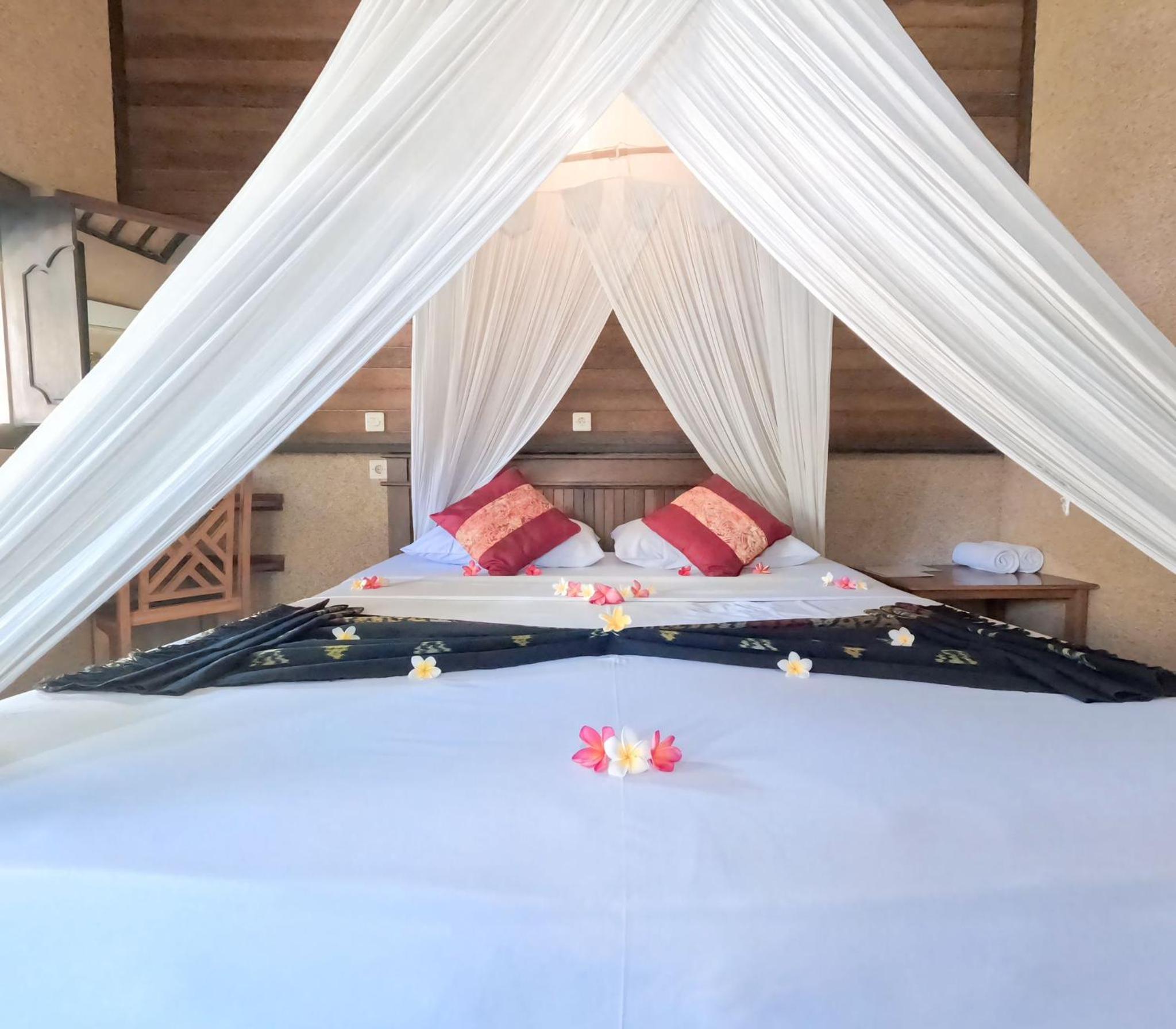 Suka Sari Cottages
